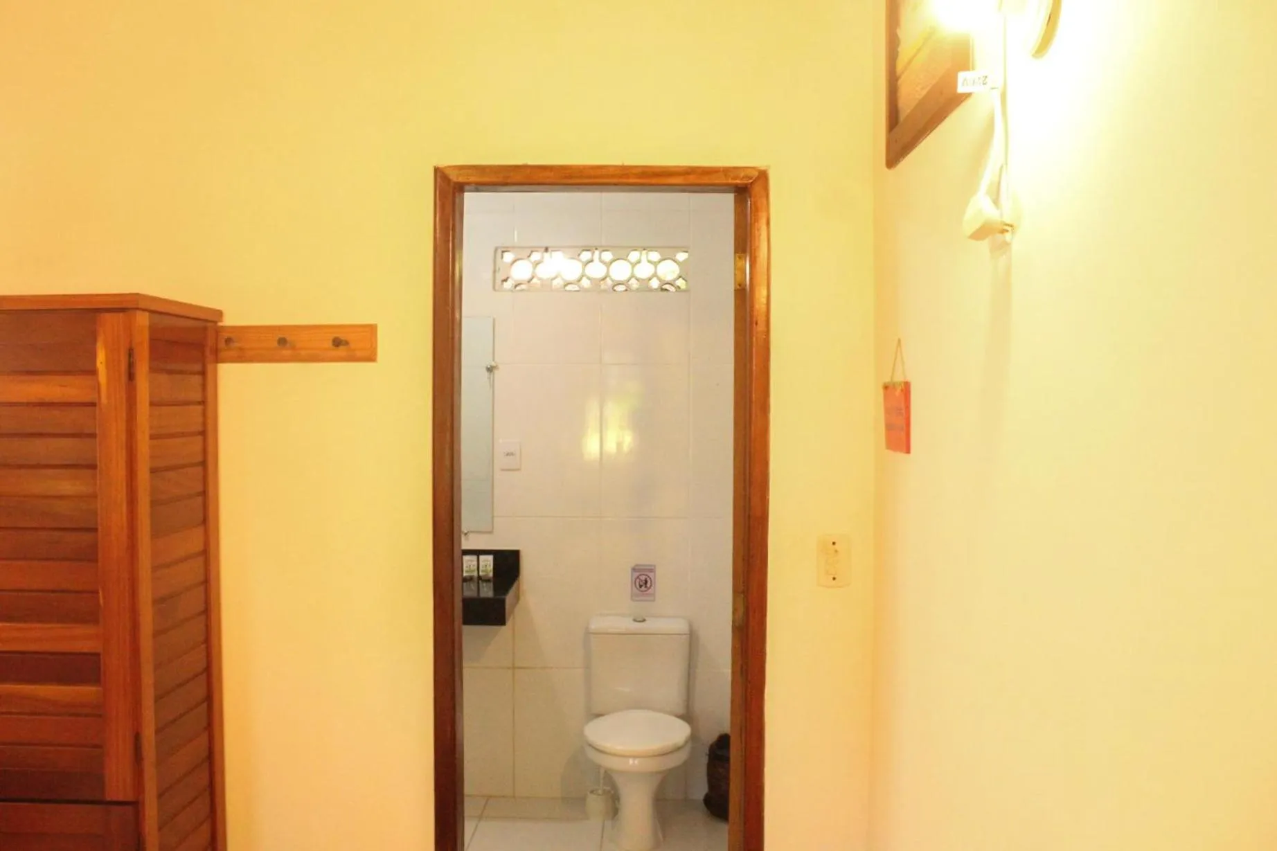 Toilet in Pousada Luar das Águas