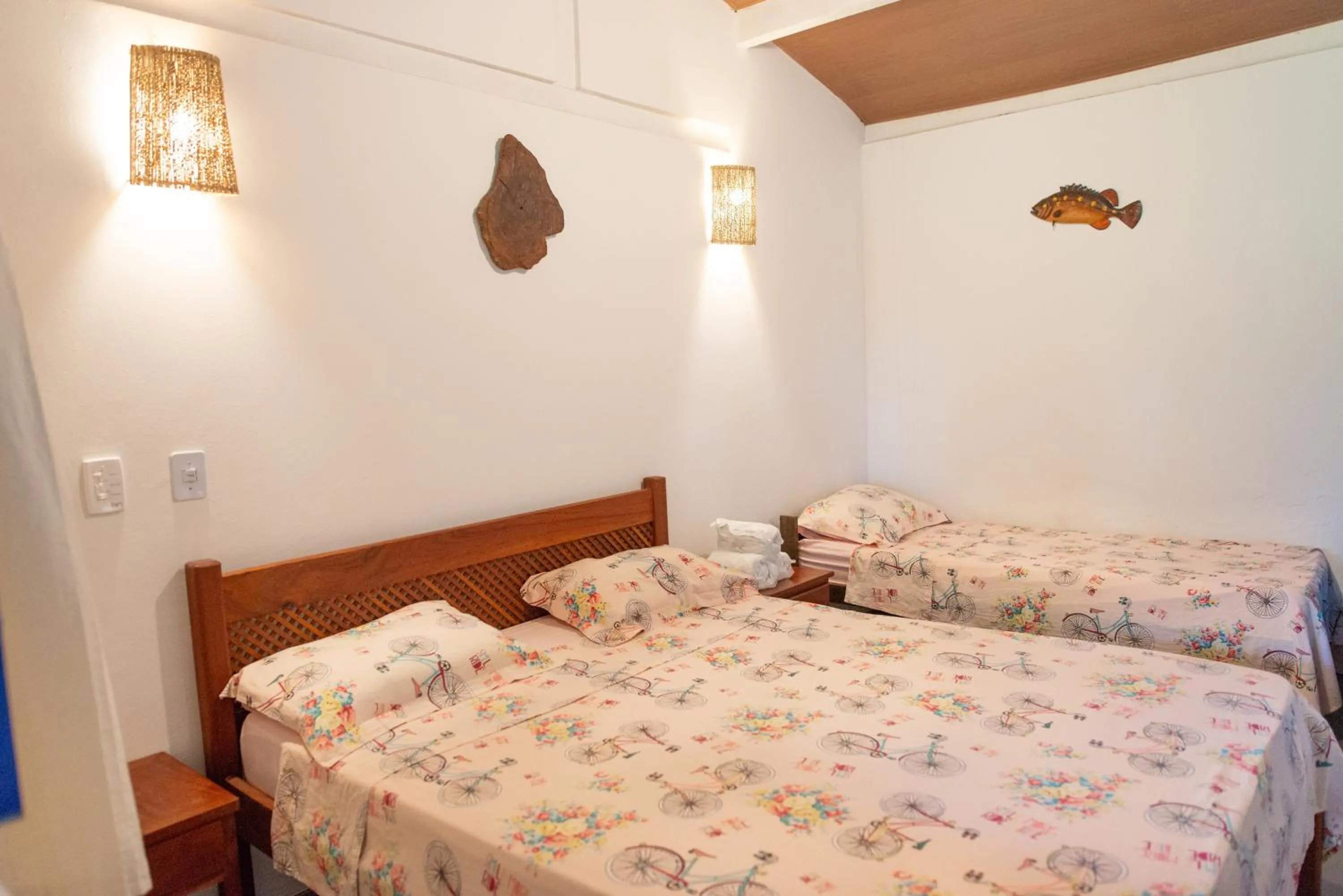 Photo of the whole room, Bed in Pousada Luar das Águas
