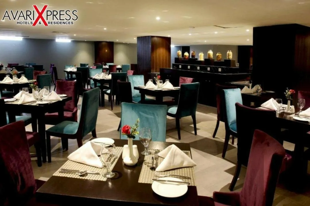 Restaurant/places to eat in Avari Xpress, Islamabad