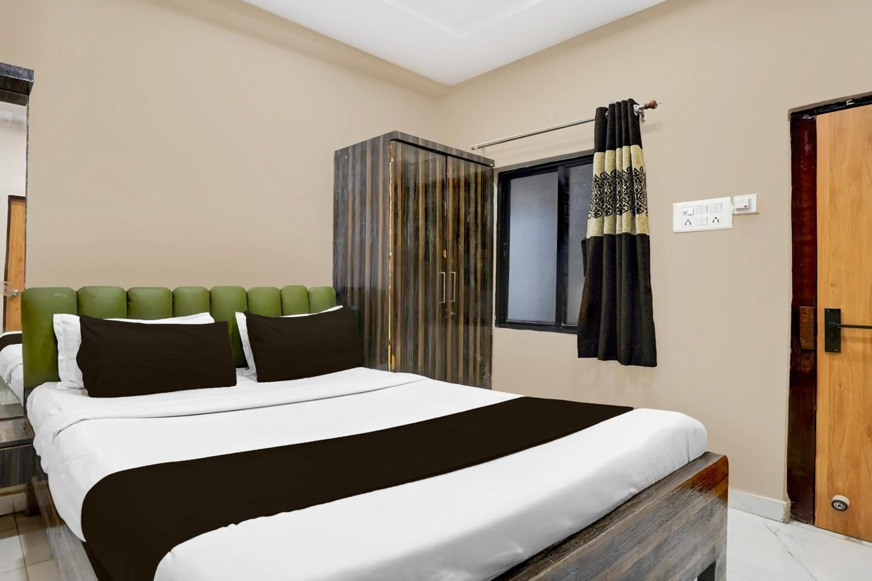 Bedroom in Hotel O Sonali