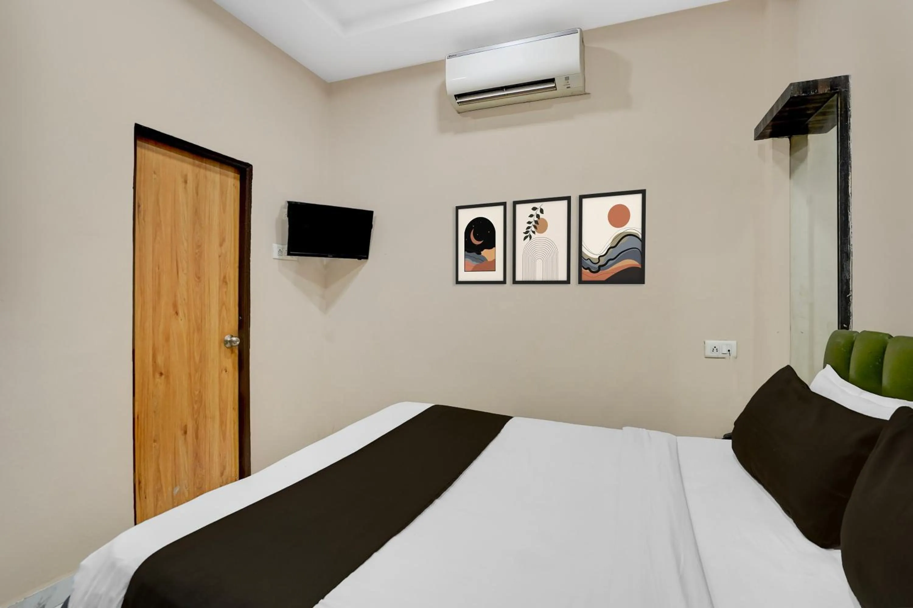 Bedroom in Hotel O Sonali