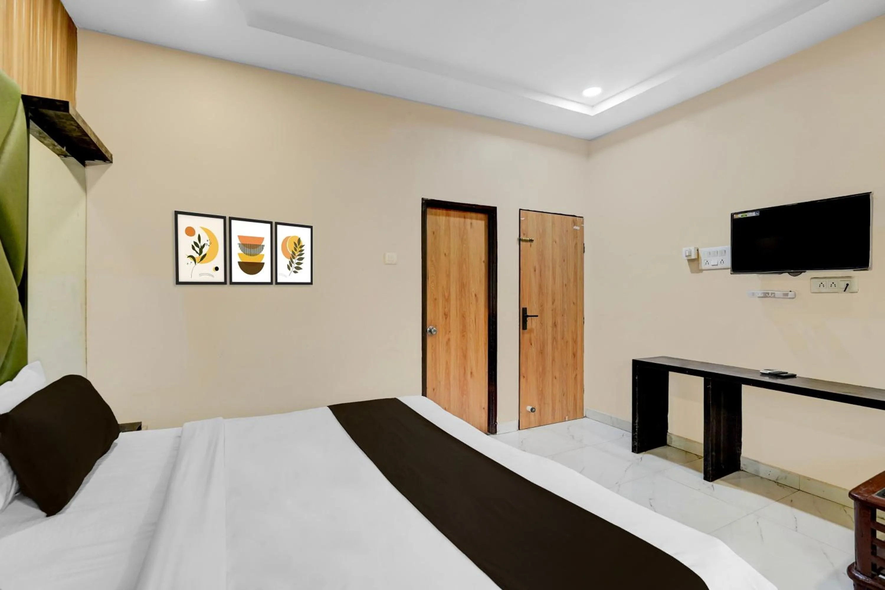 Bedroom in Hotel O Sonali