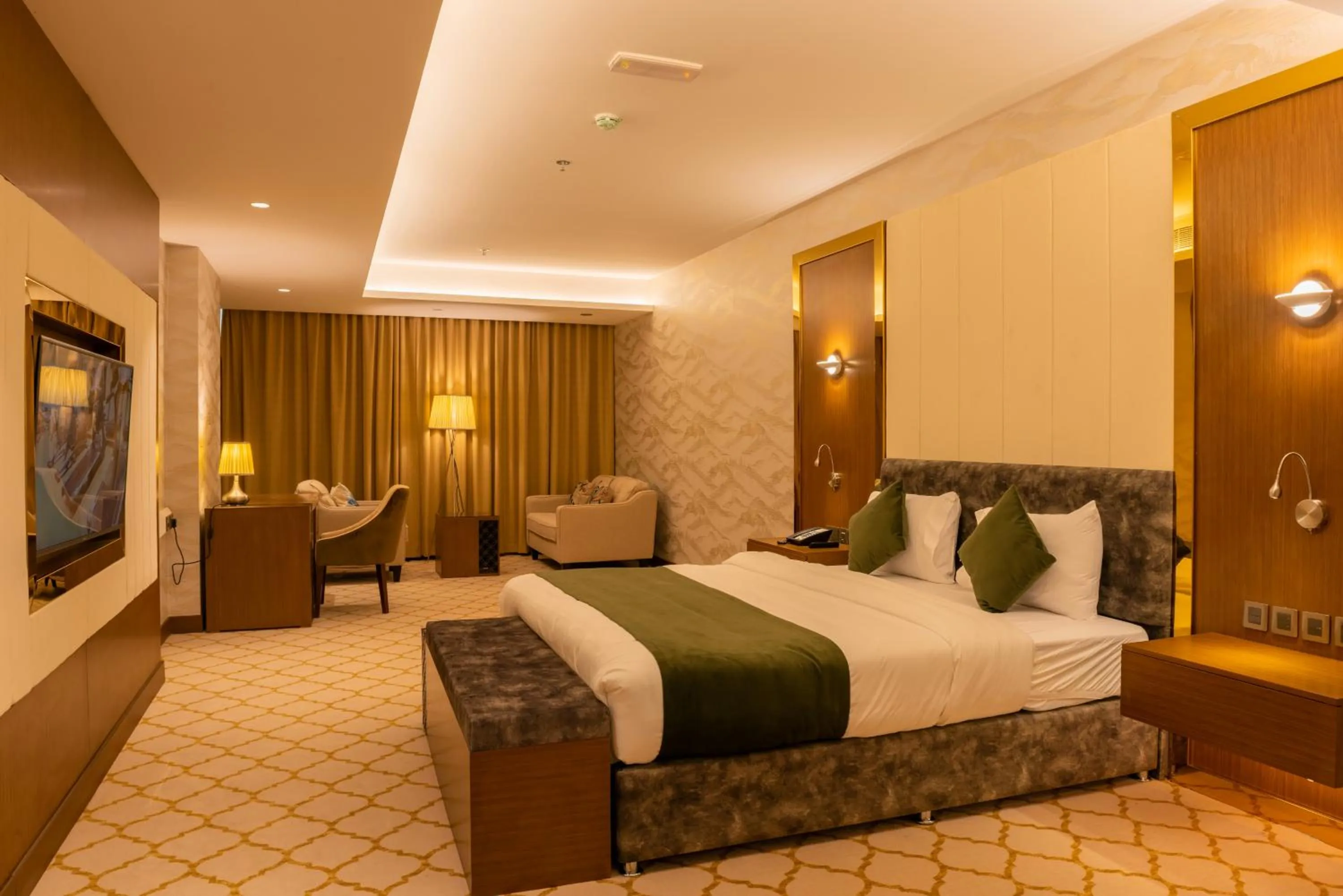 Bed in Royal Crown Hotel