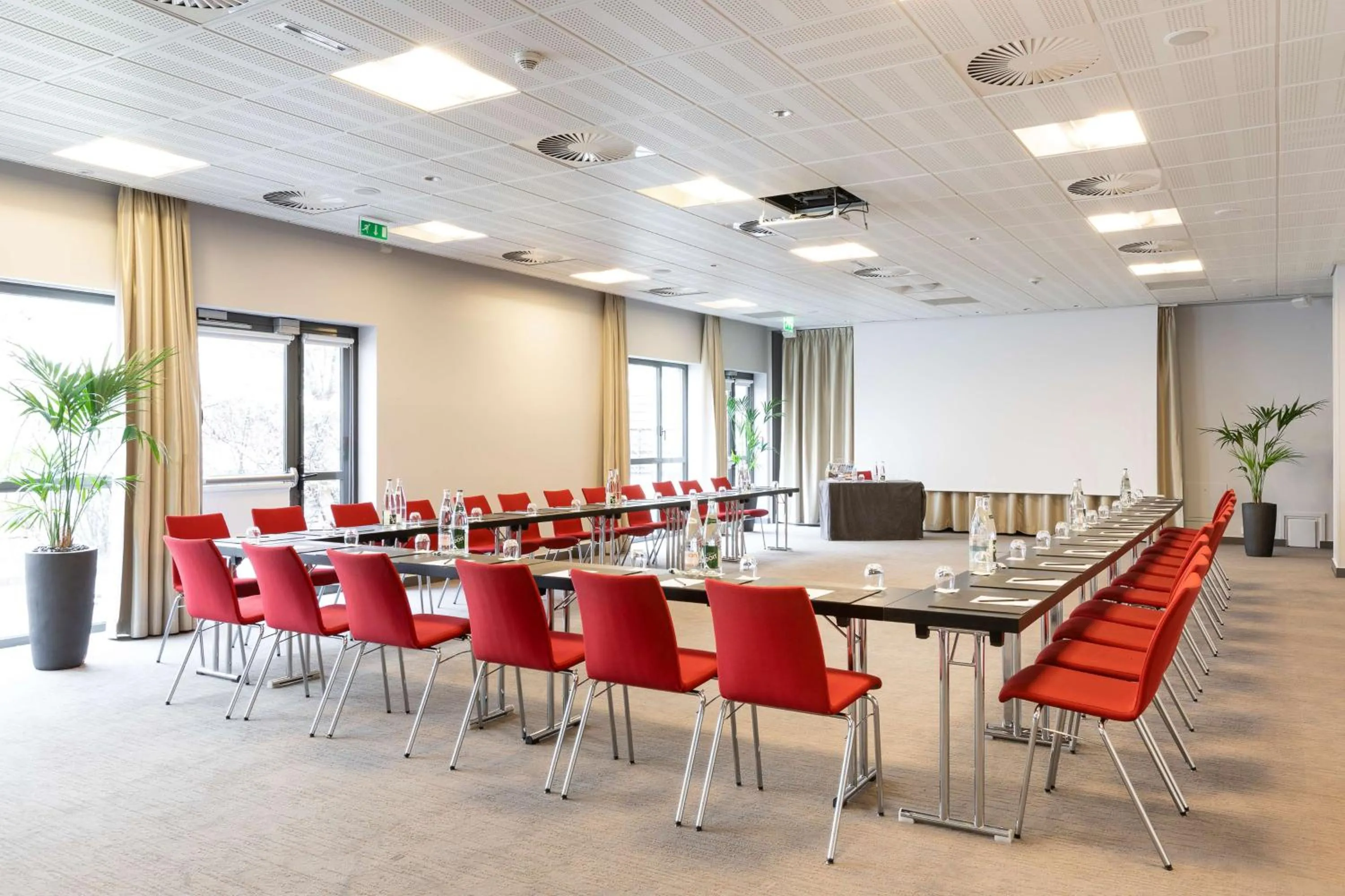 On site in Radisson Blu Hotel, Paris Boulogne