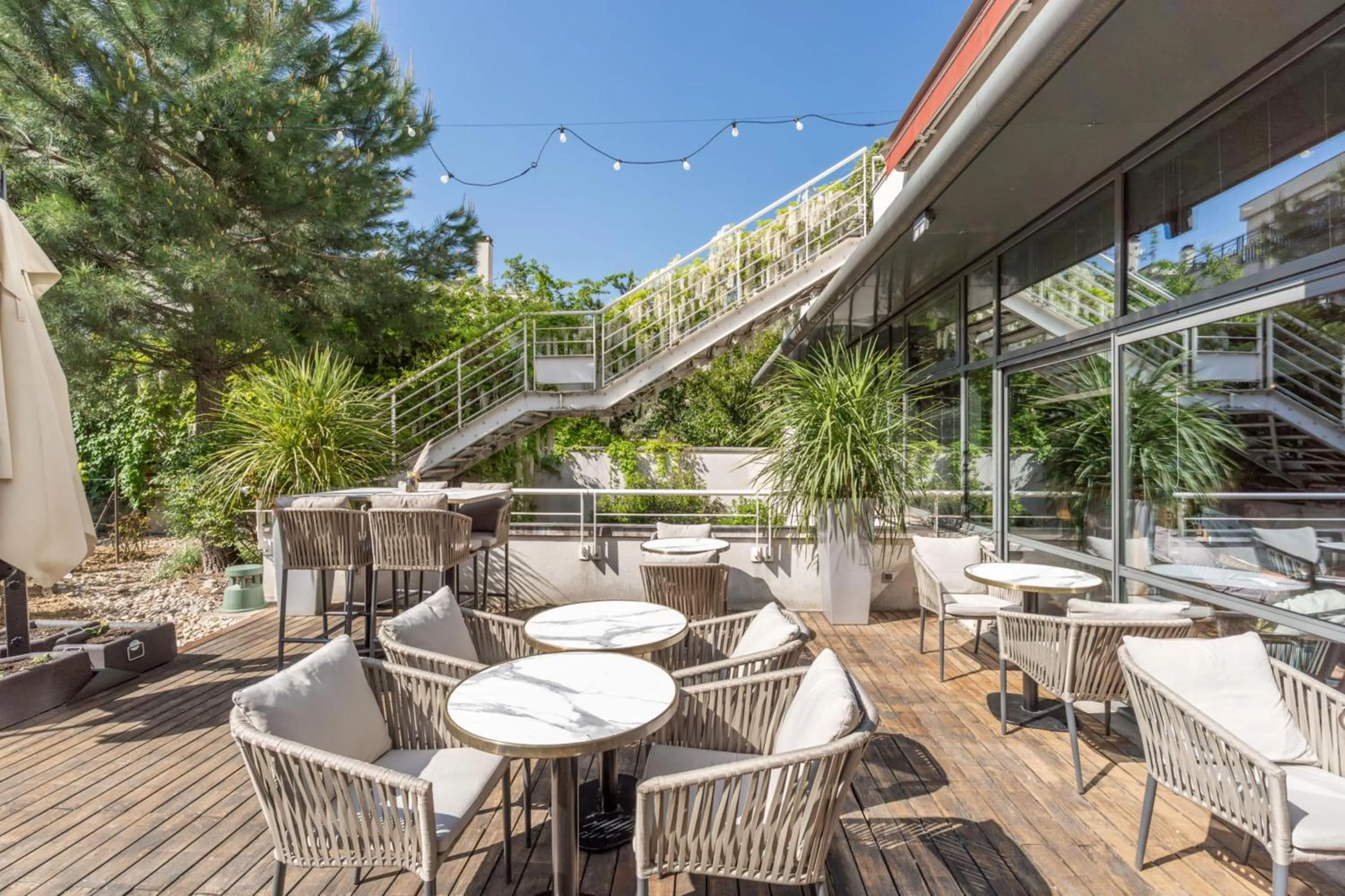 Restaurant/places to eat in DoubleTree by Hilton Paris Boulogne