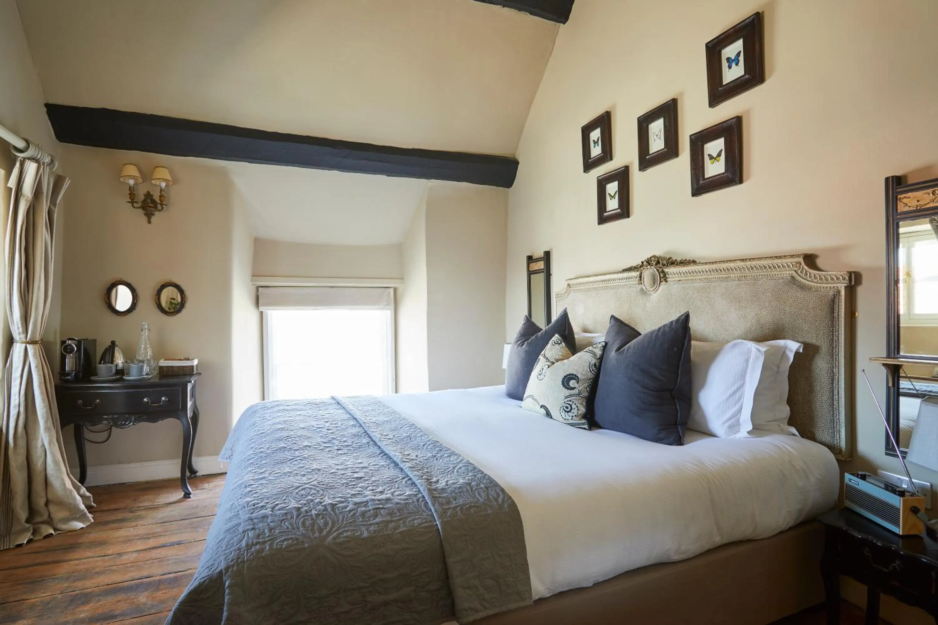 Bedroom, Bed in The White Hart