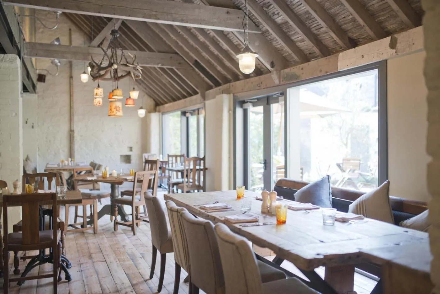 Restaurant/places to eat in The White Hart