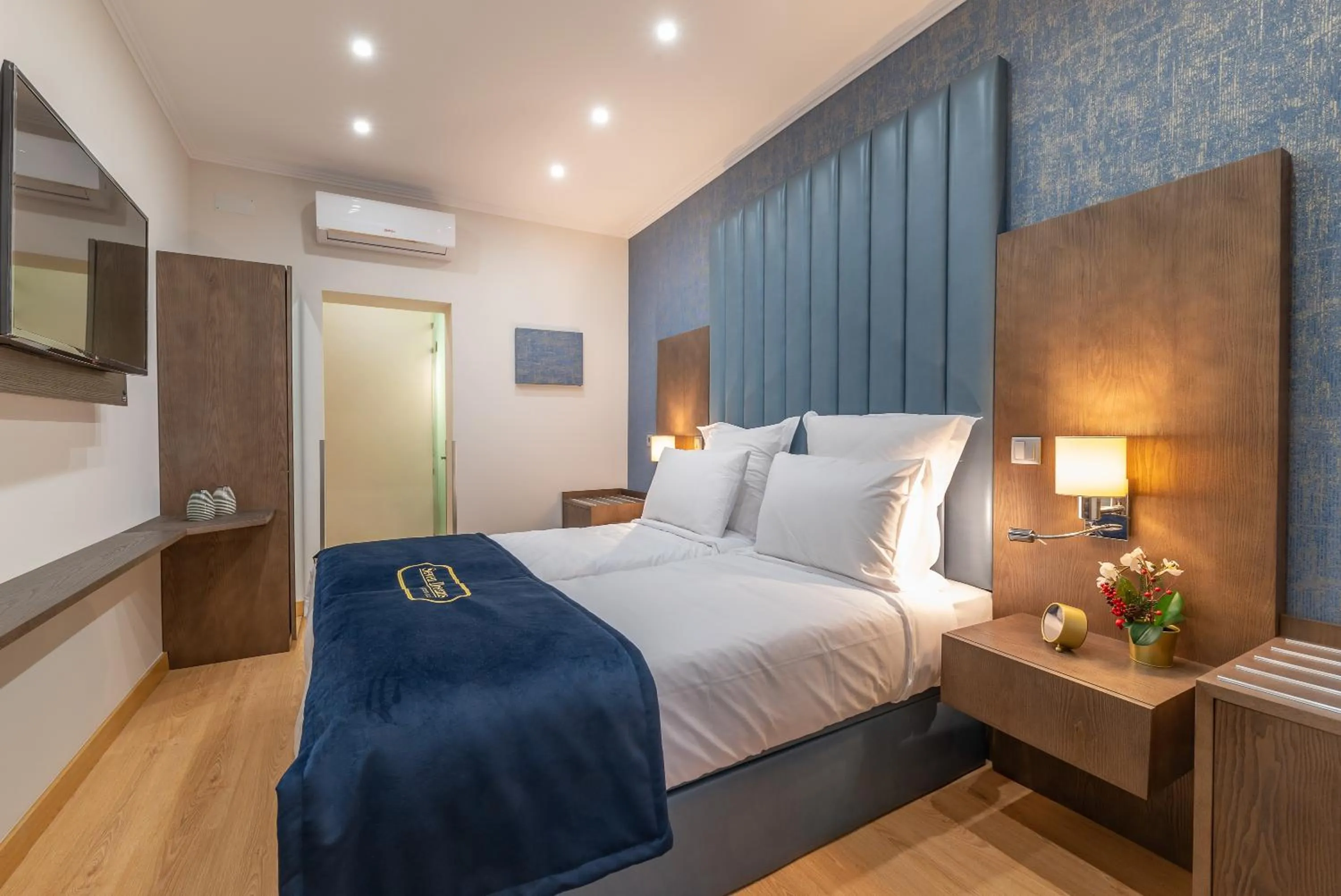 Bed in Seven Dreams Suites