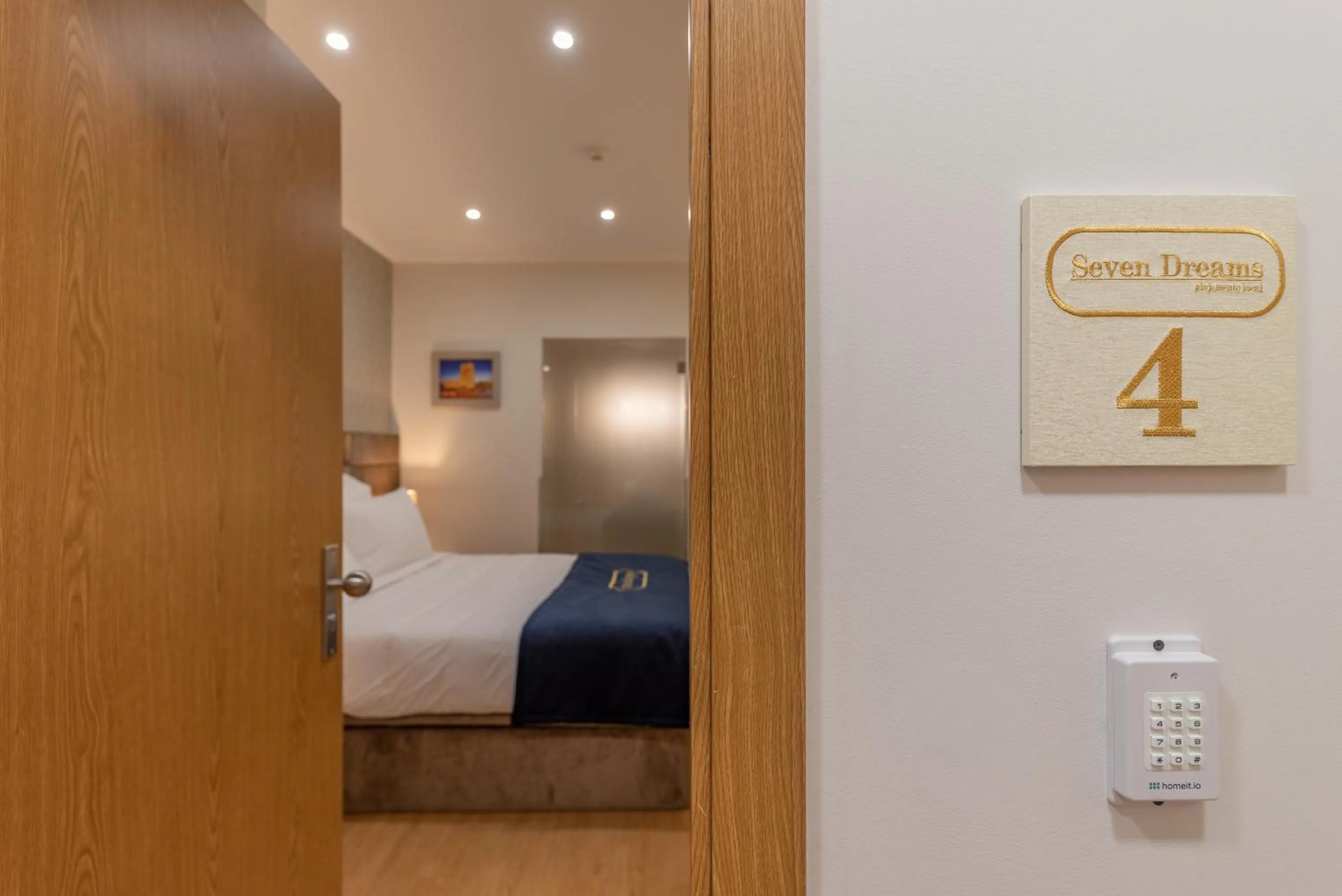 Bedroom, Bed in Seven Dreams Suites