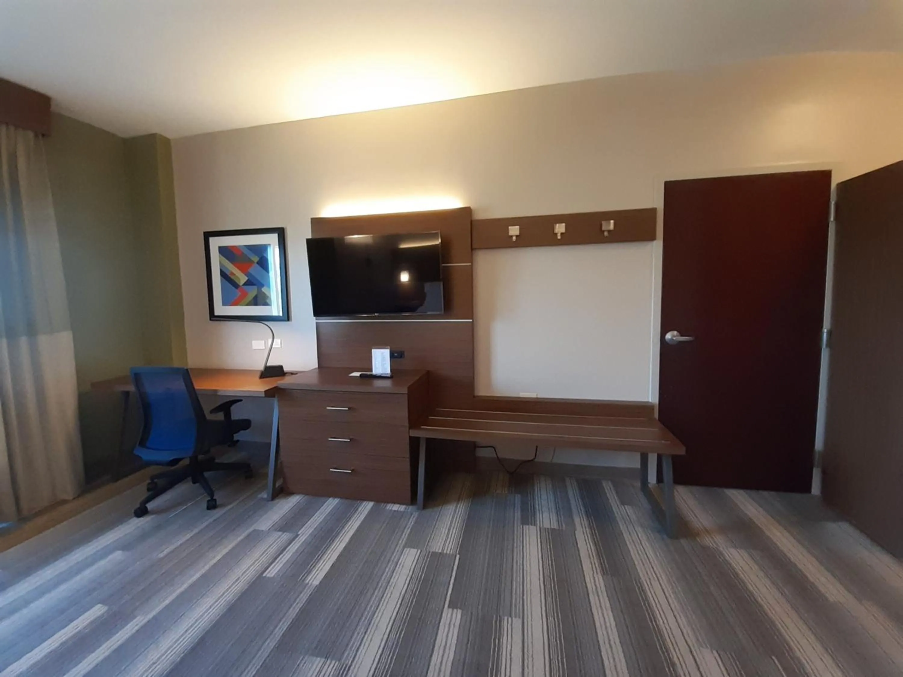 Photo of the whole room in Holiday Inn Express Trincity by IHG