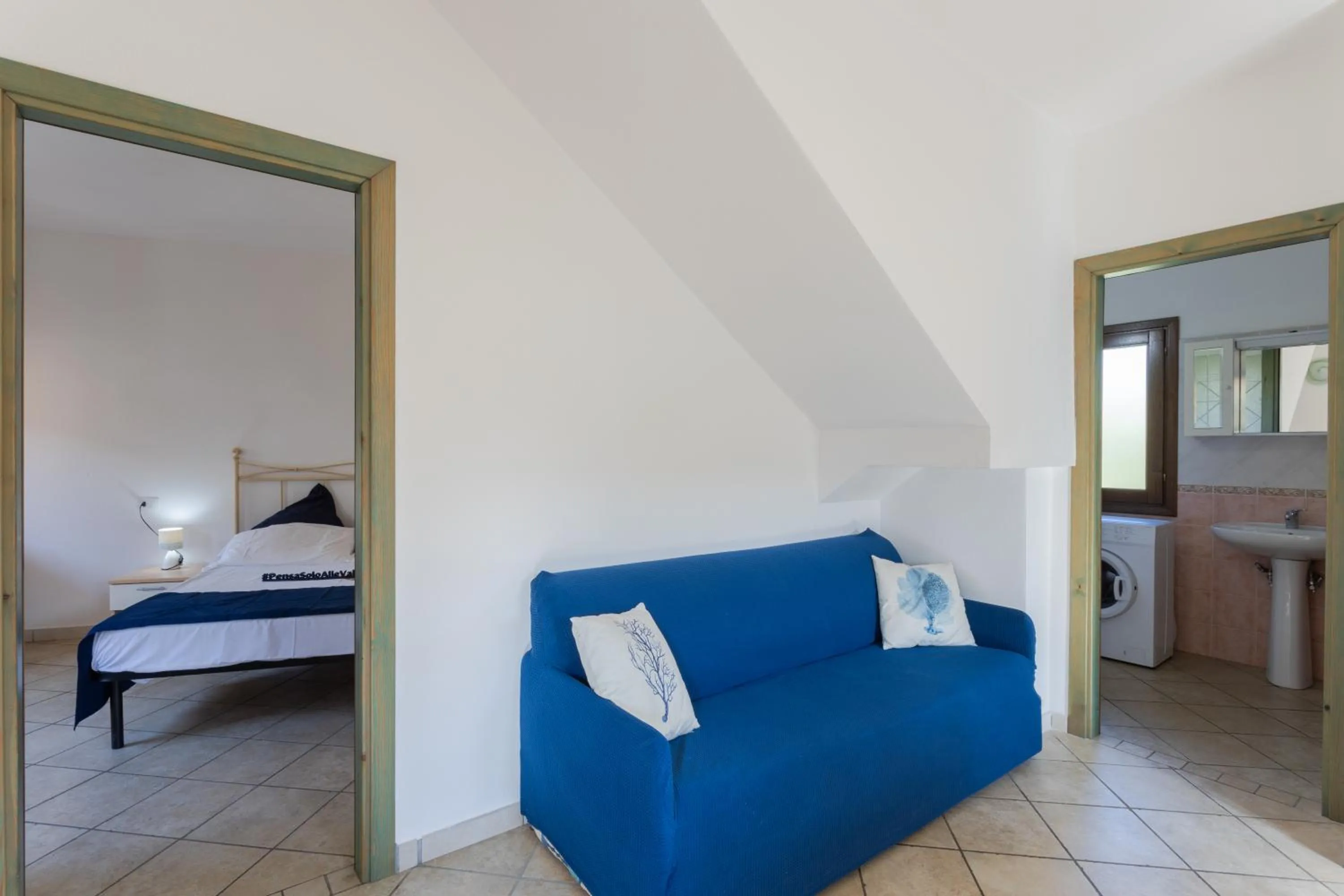 Dining area in Appartamenti Tanaunella