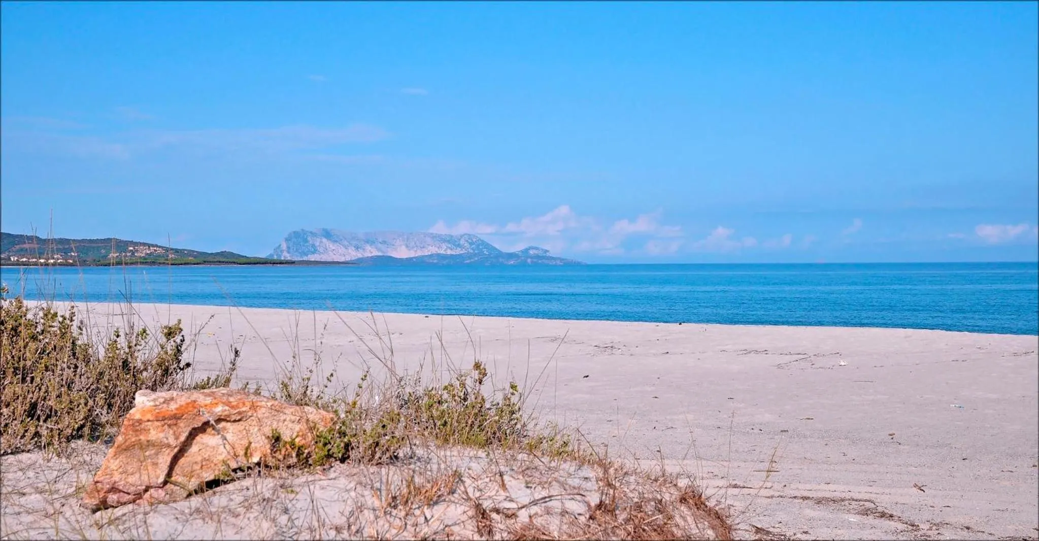Beach in Appartamenti Tanaunella