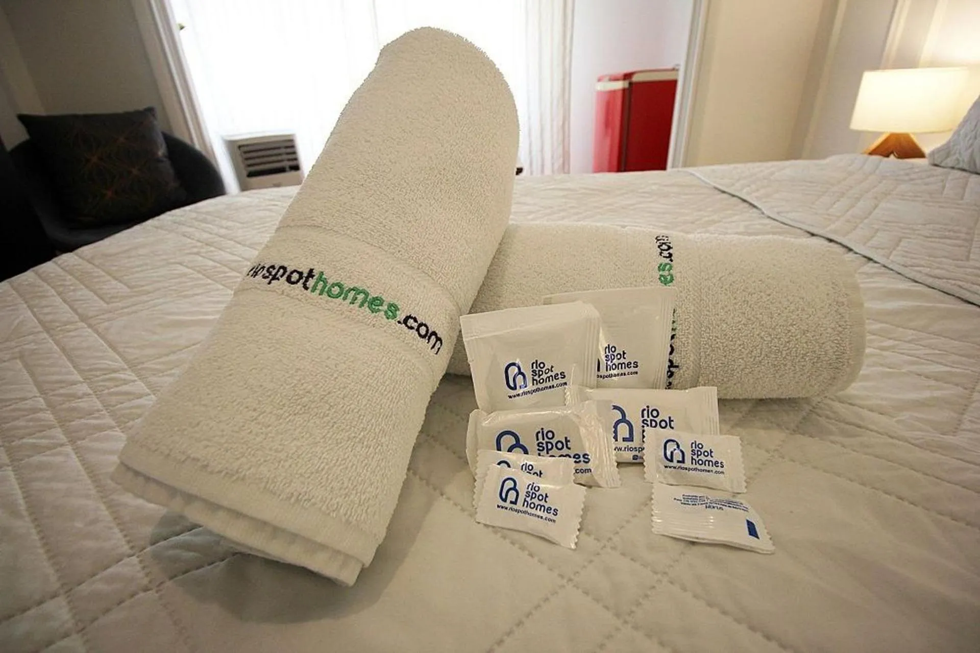 Bedroom, Bed in Rio Spot Homes vintage C051