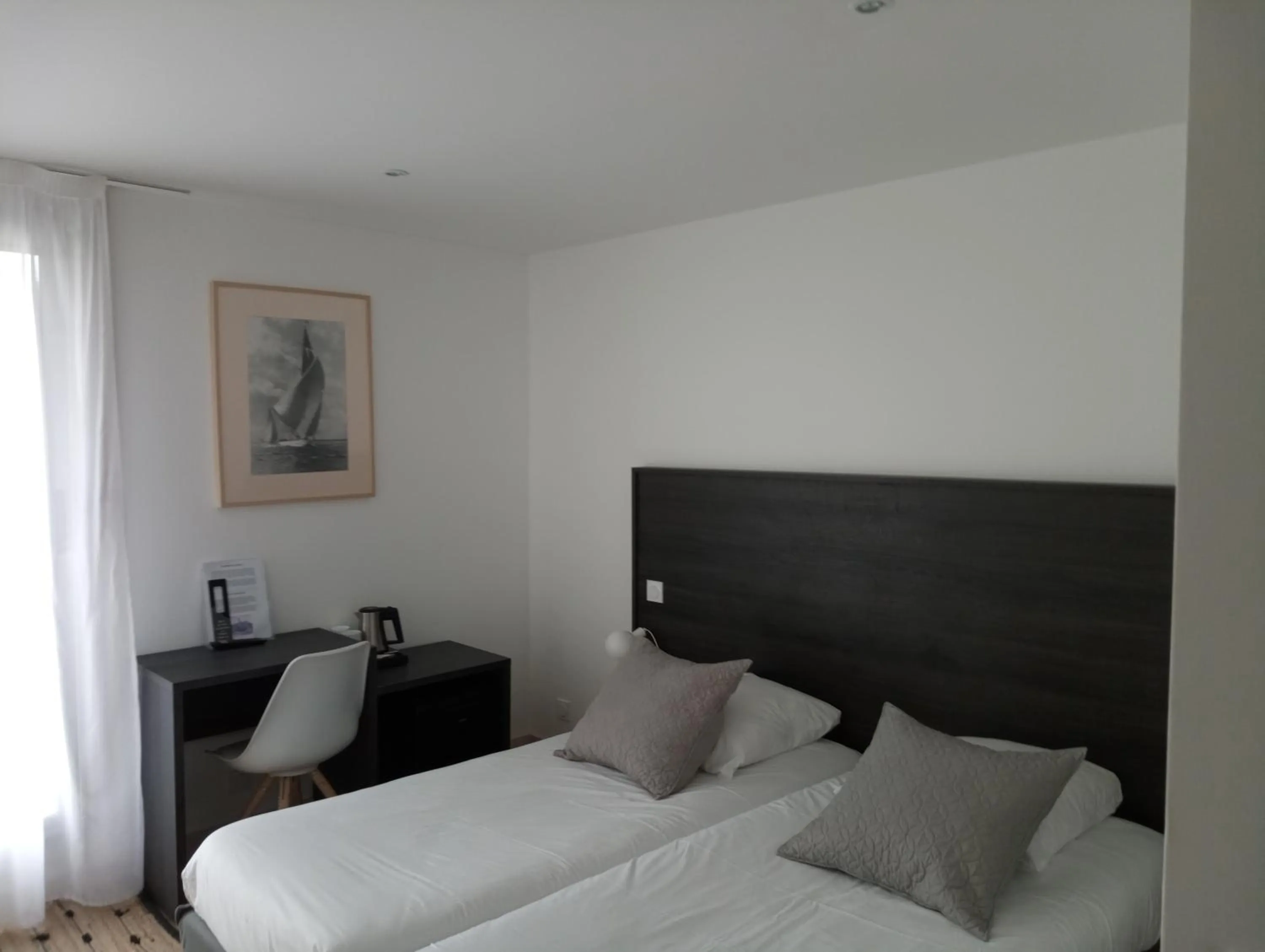 Bed in Le Crystal Dinard, Sure Hotel Collection by Best Western