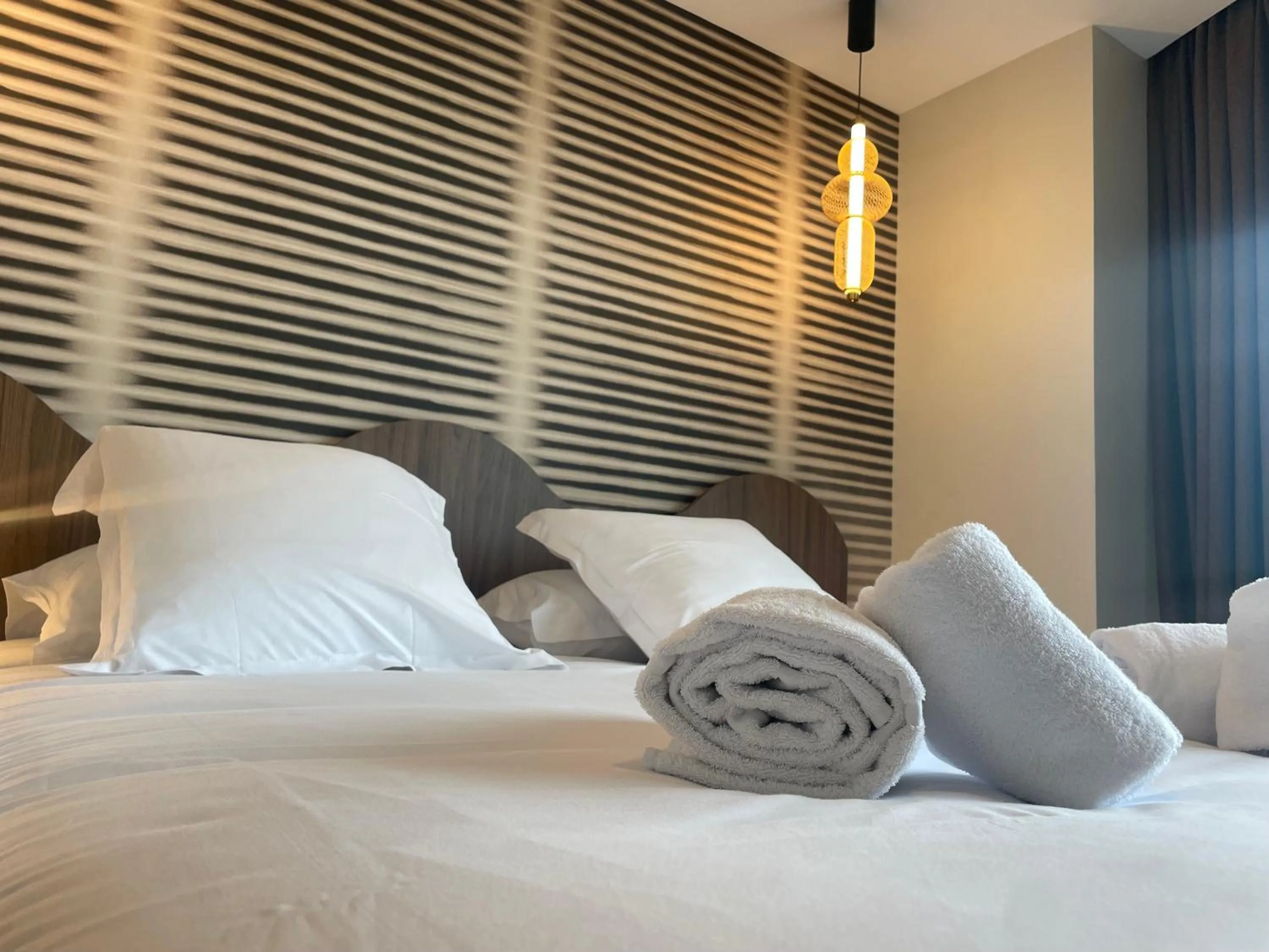 Bed in Le Crystal Dinard, Sure Hotel Collection by Best Western