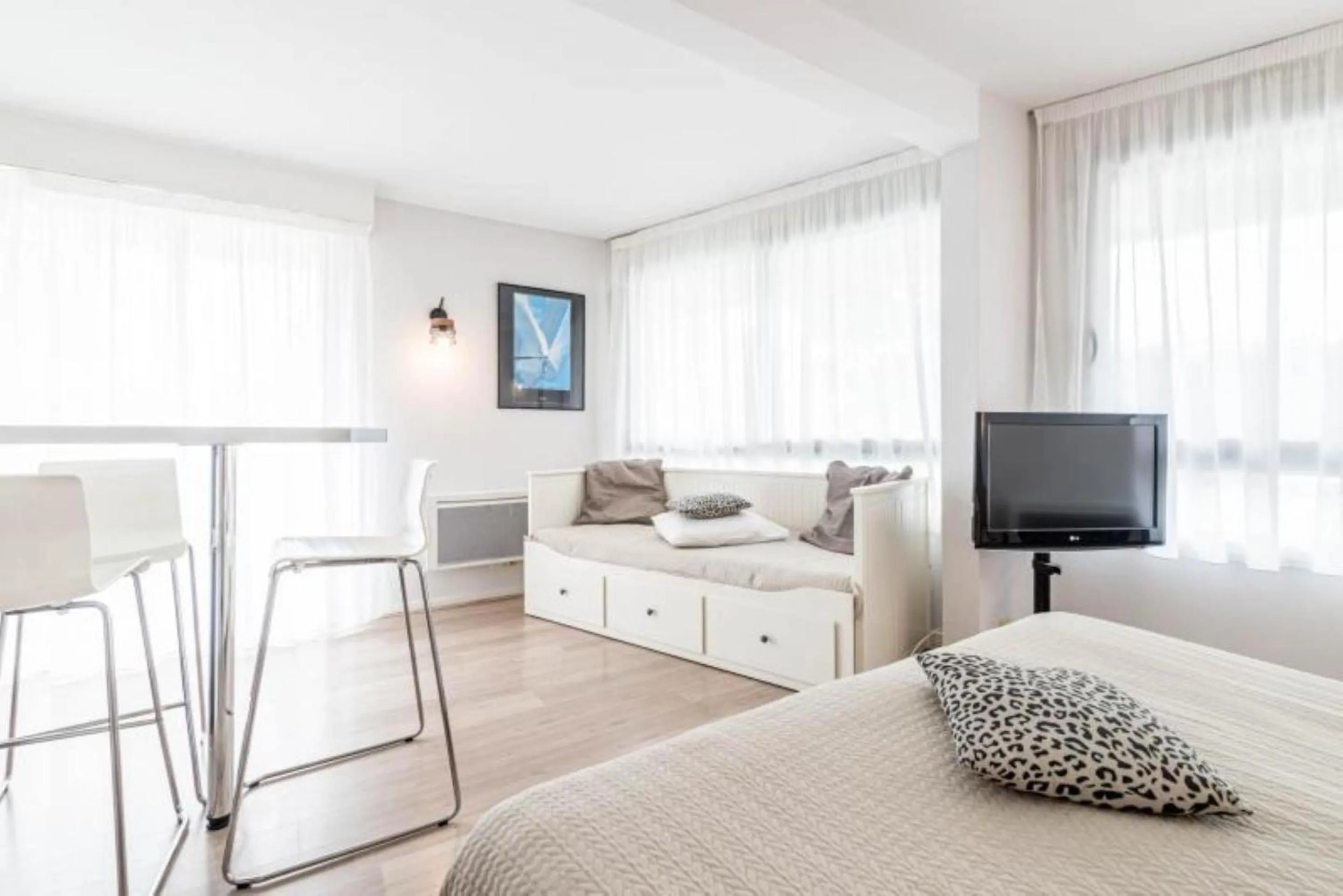 Bedroom, Bed in Le Crystal Dinard, Sure Hotel Collection by Best Western