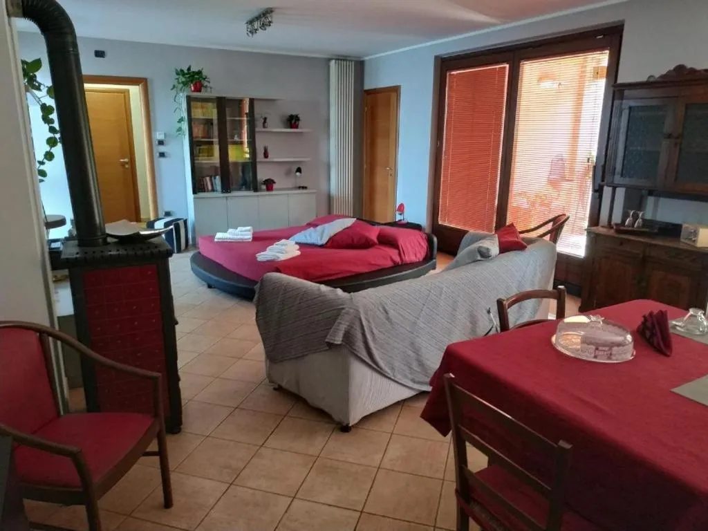 Bed in Bed & Breakfast Milù