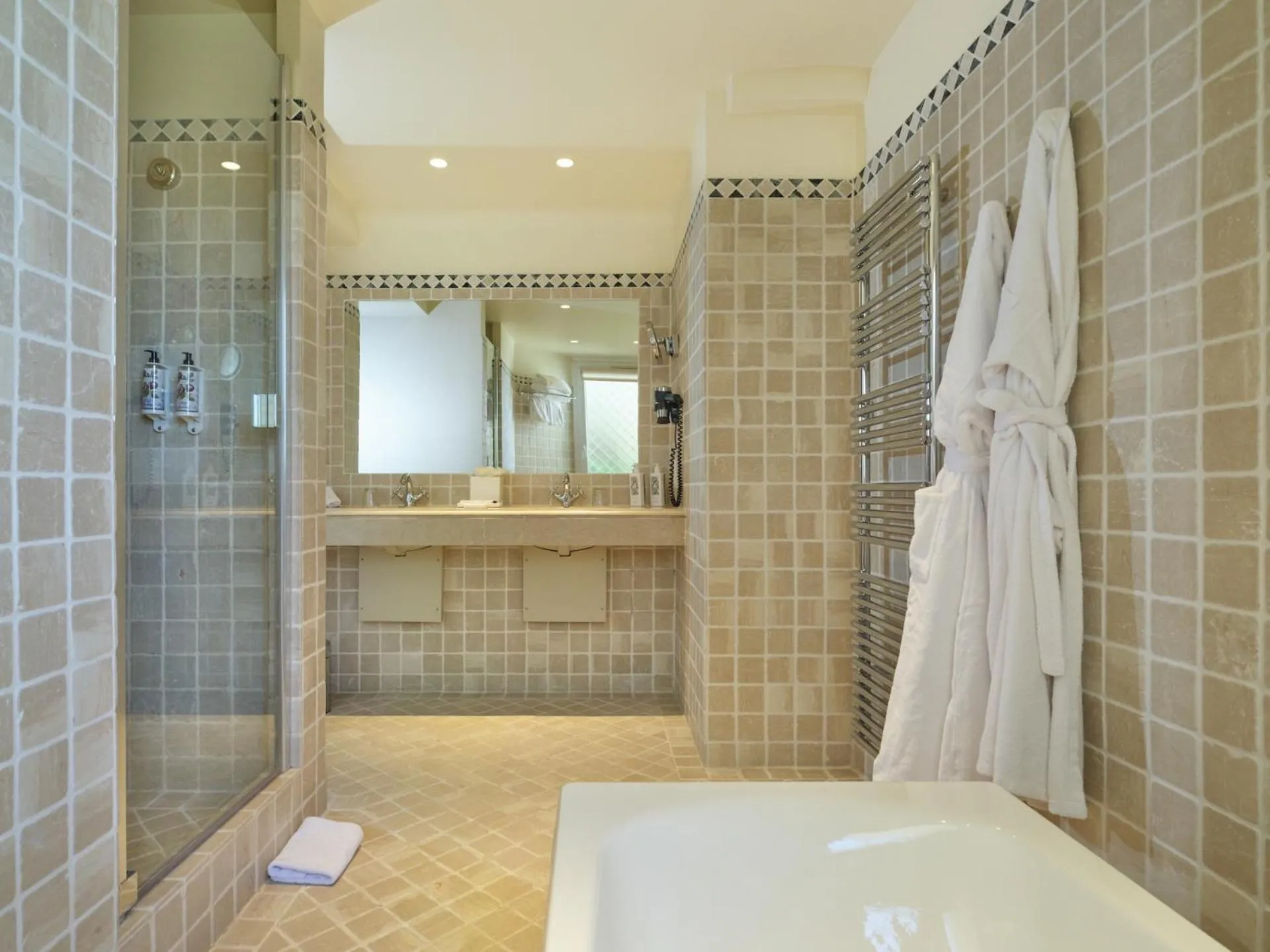 Hôtel La Pérouse Nice Baie des Anges