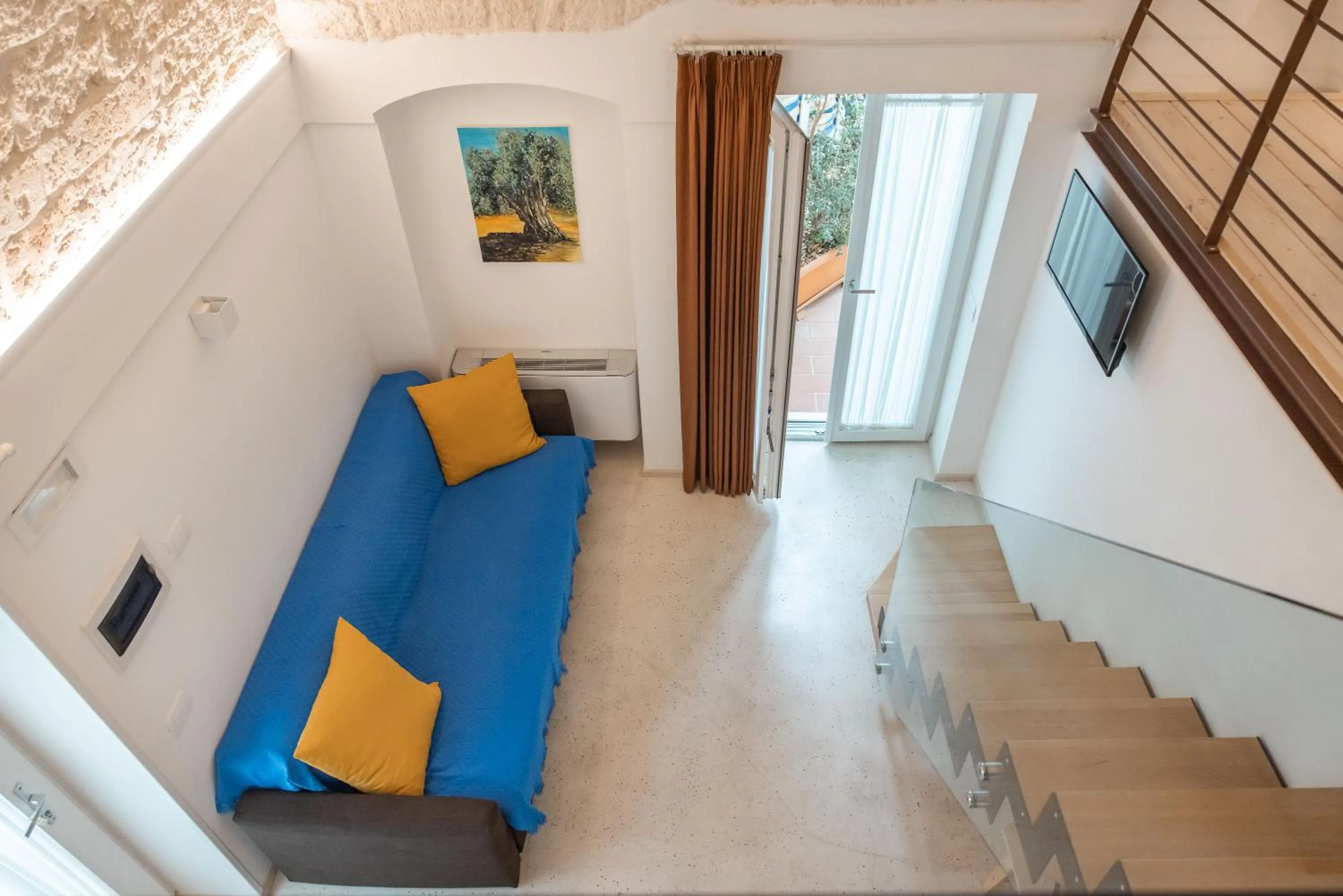 TV and multimedia in MandorleOlio