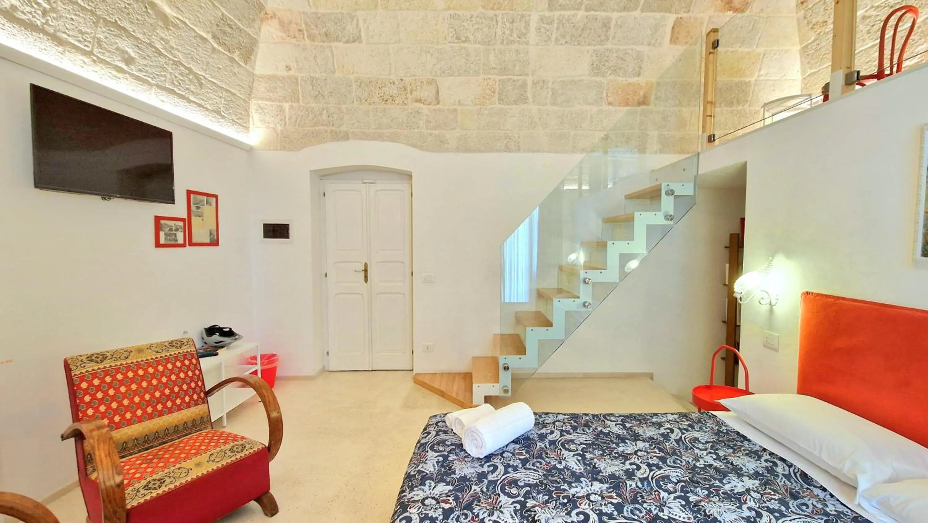 TV and multimedia in MandorleOlio