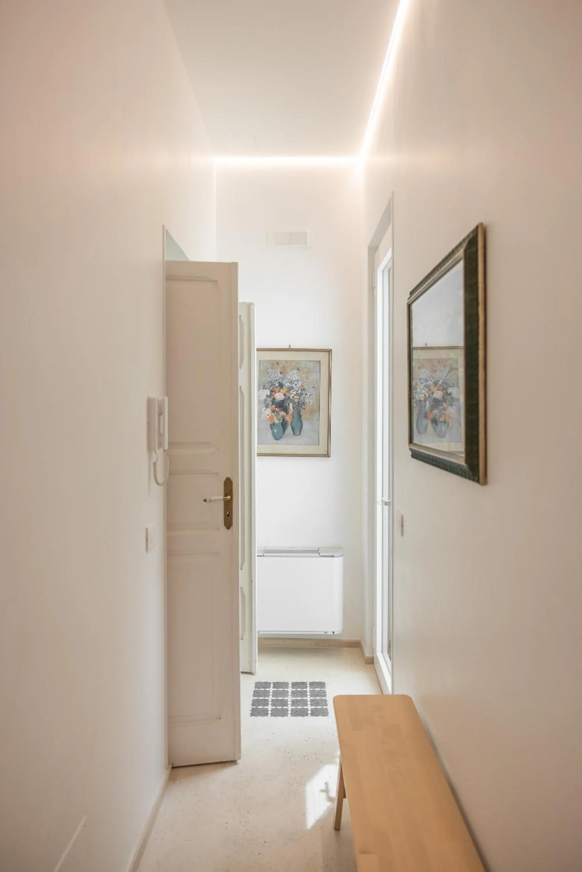 Facade/entrance in MandorleOlio