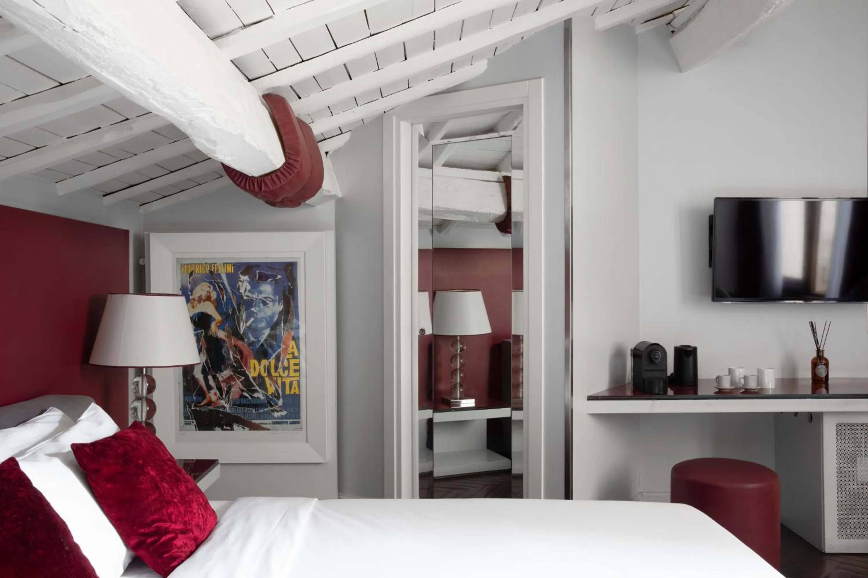 Bed in BDB Rooms Margutta