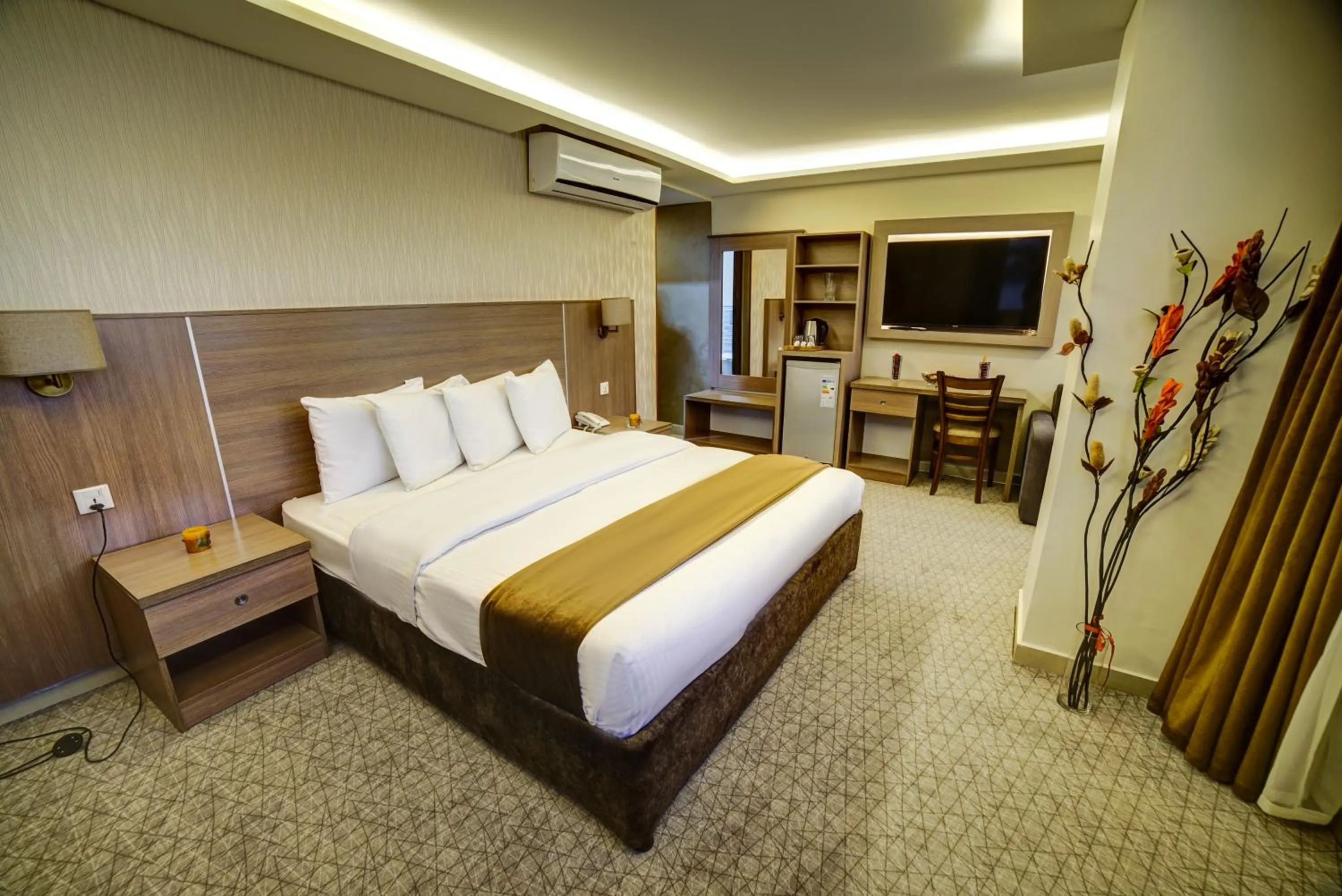 Photo of the whole room, Bed in Nairoukh Hotel Aqaba