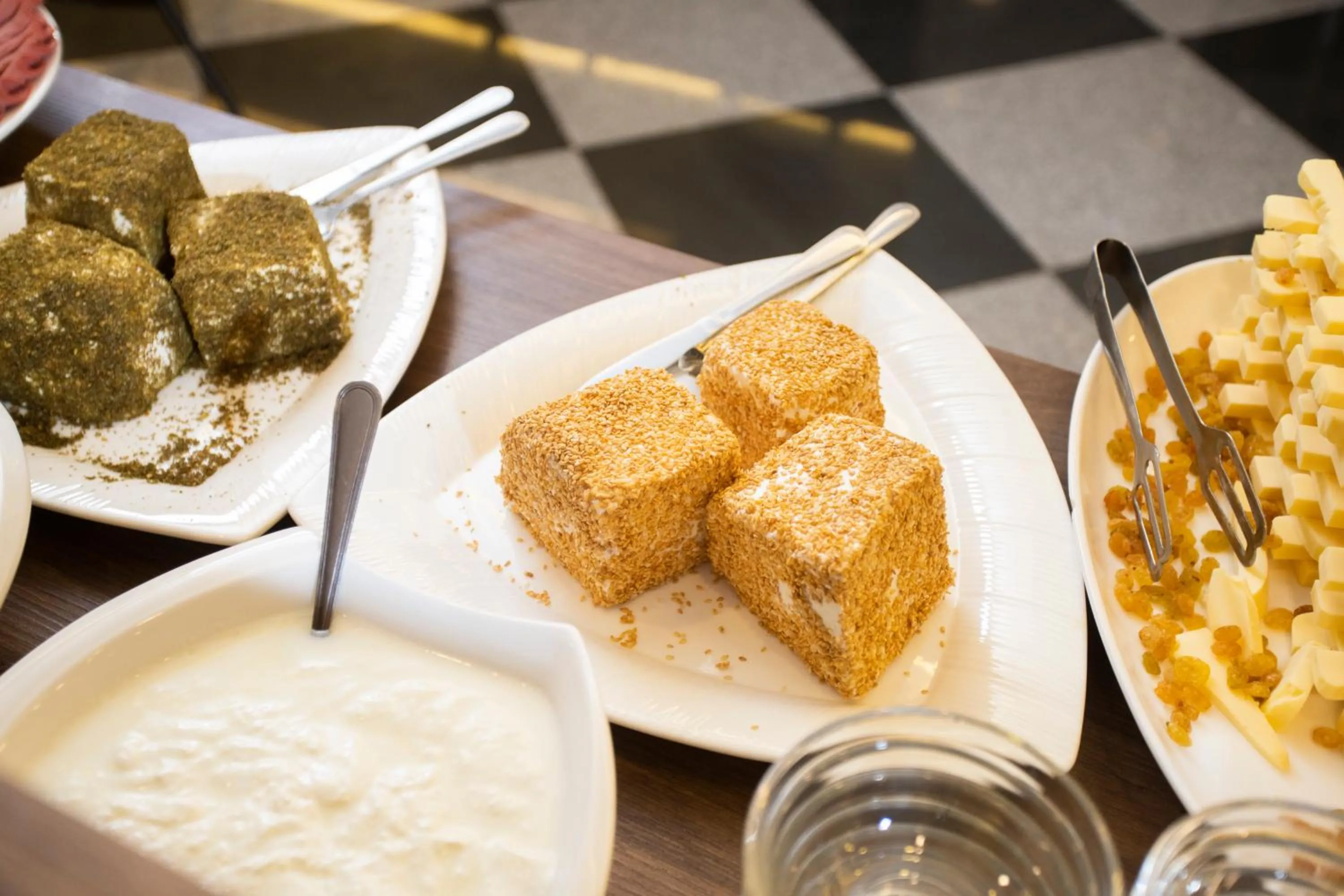 Buffet breakfast in Nairoukh Hotel Aqaba