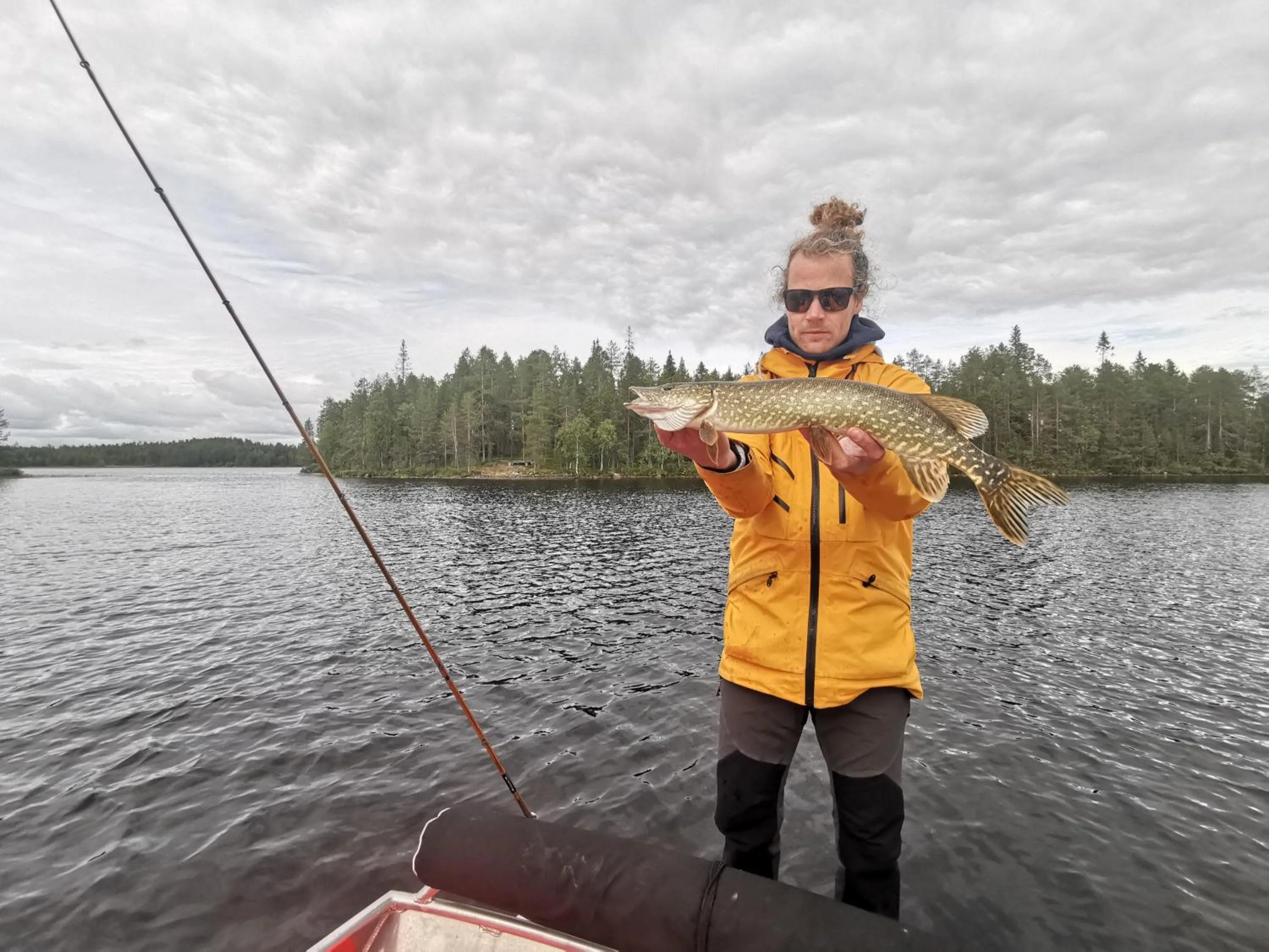 Fishing in Taigaschool Eco Hotel