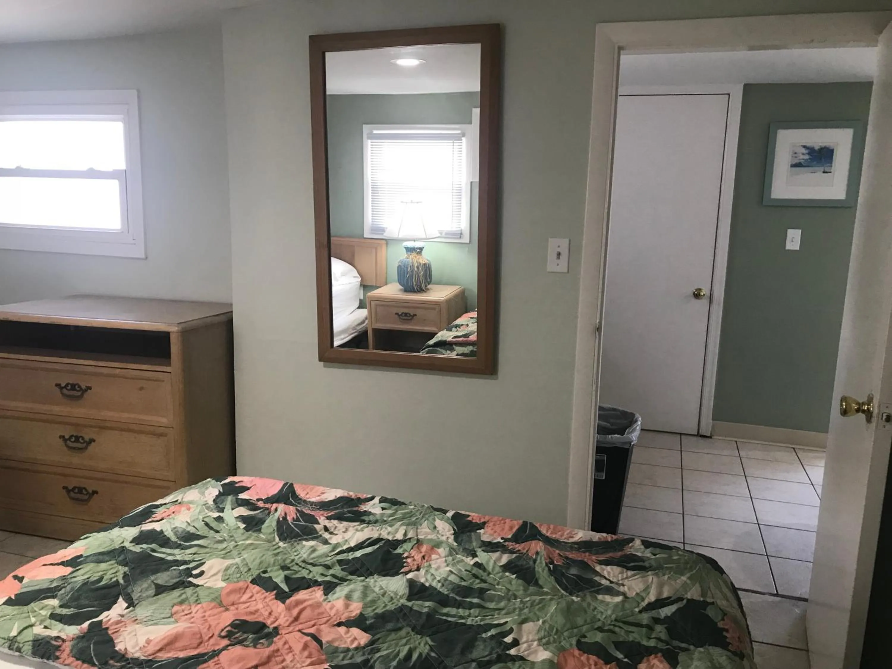 Bedroom, Bed in Mallard Apartments