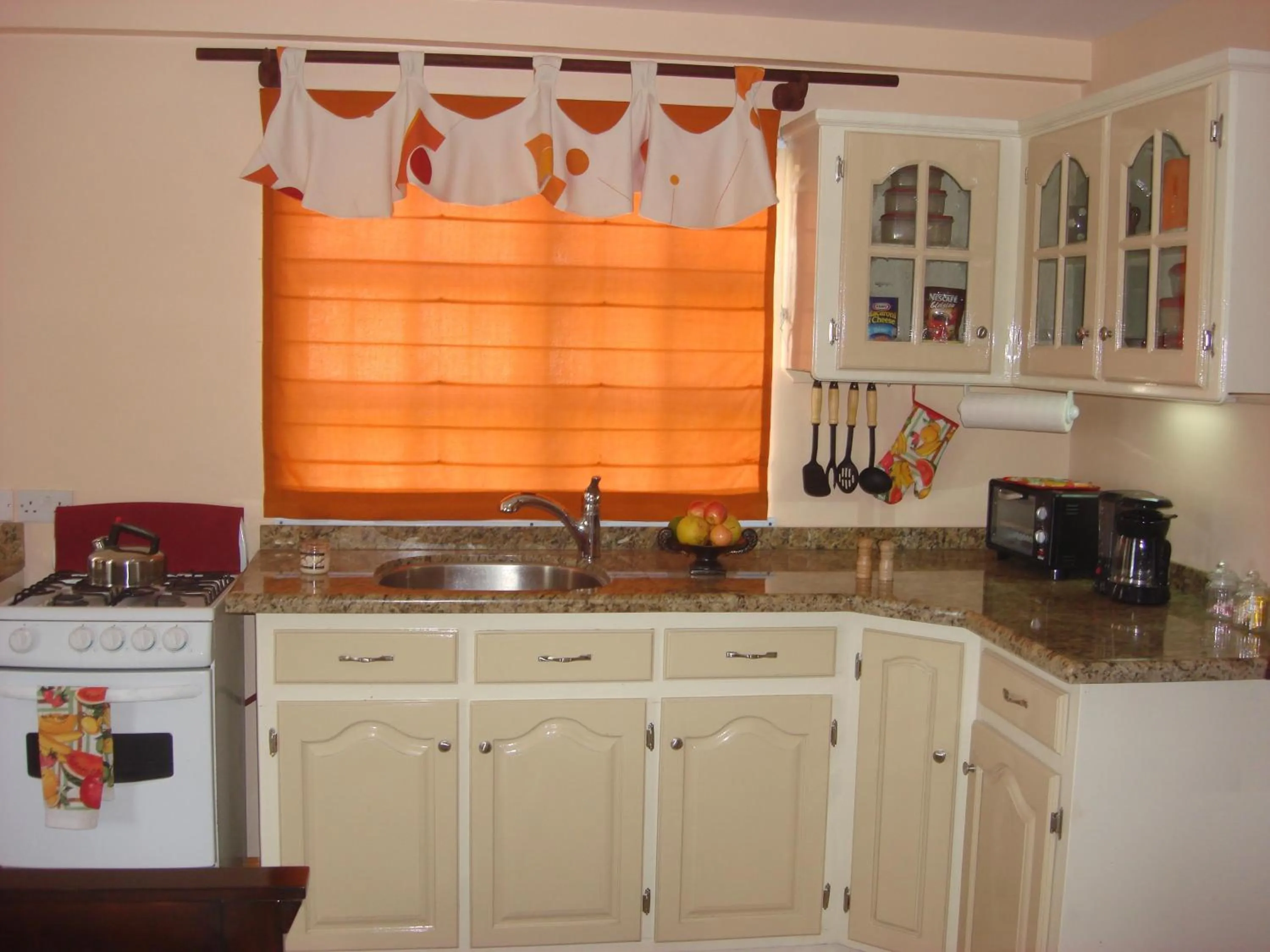 Kitchen or kitchenette in Bayside Villa St. Lucia