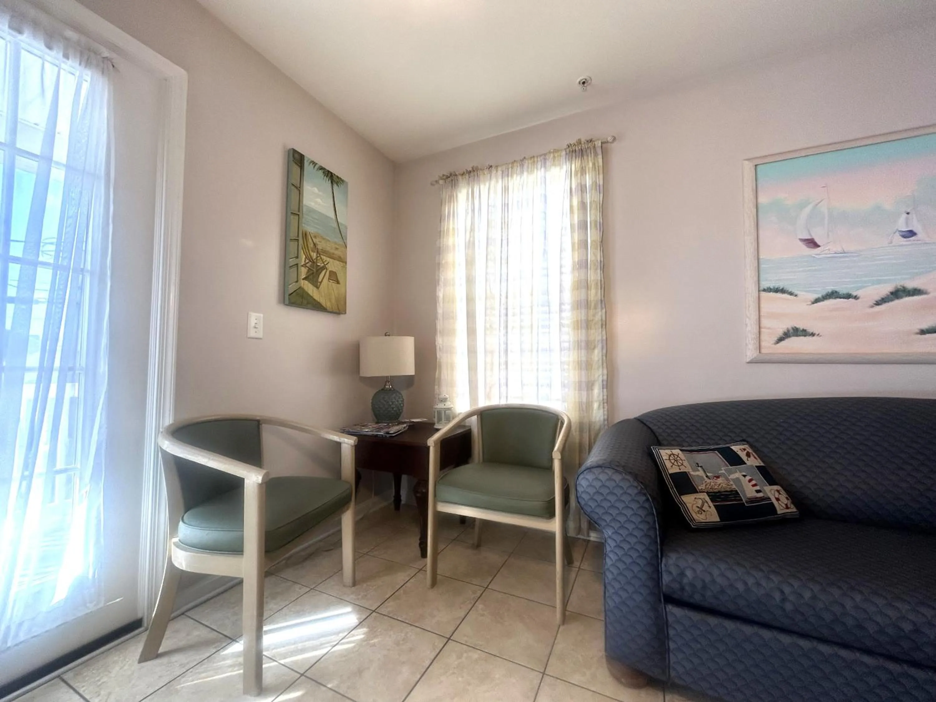 Living room in Wilmington Terrace