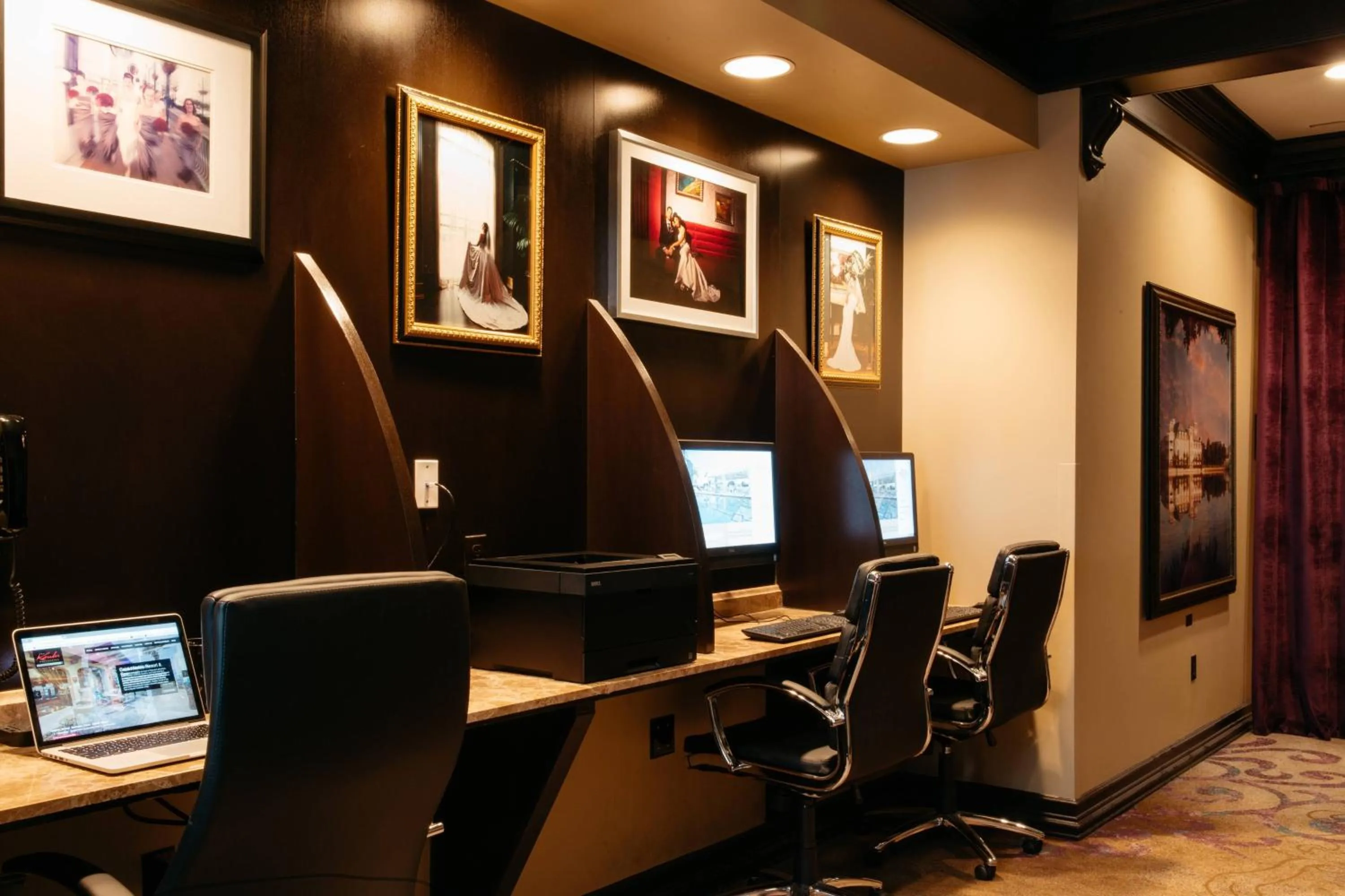 Other in Grand Bohemian Orlando, Autograph Collection