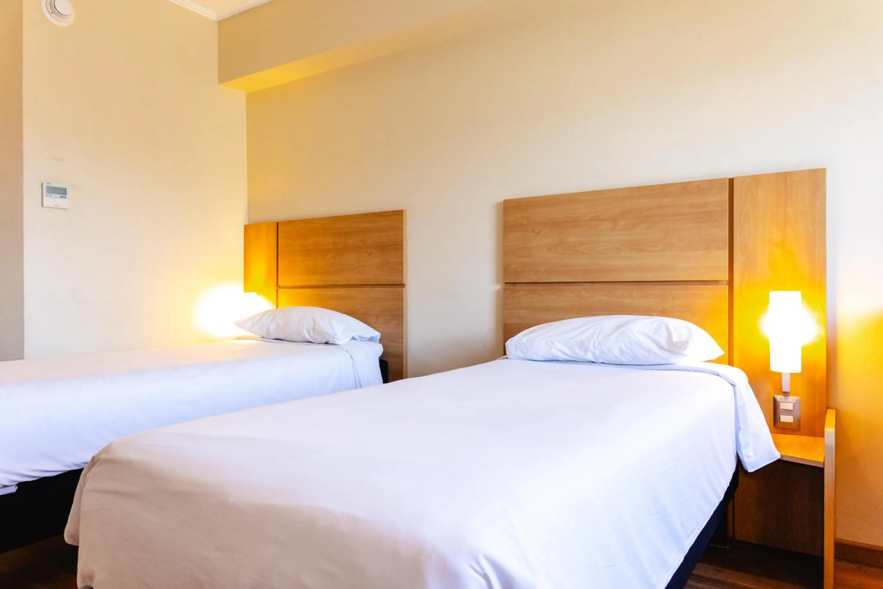 Bed in ibis Valparaiso