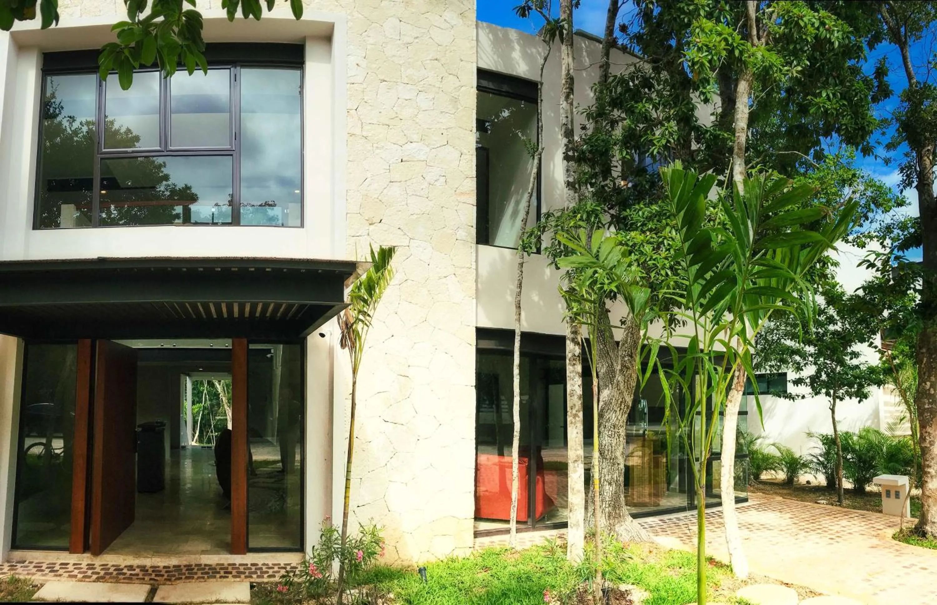 Property building in Xaha Villas Suites & Golf Resort