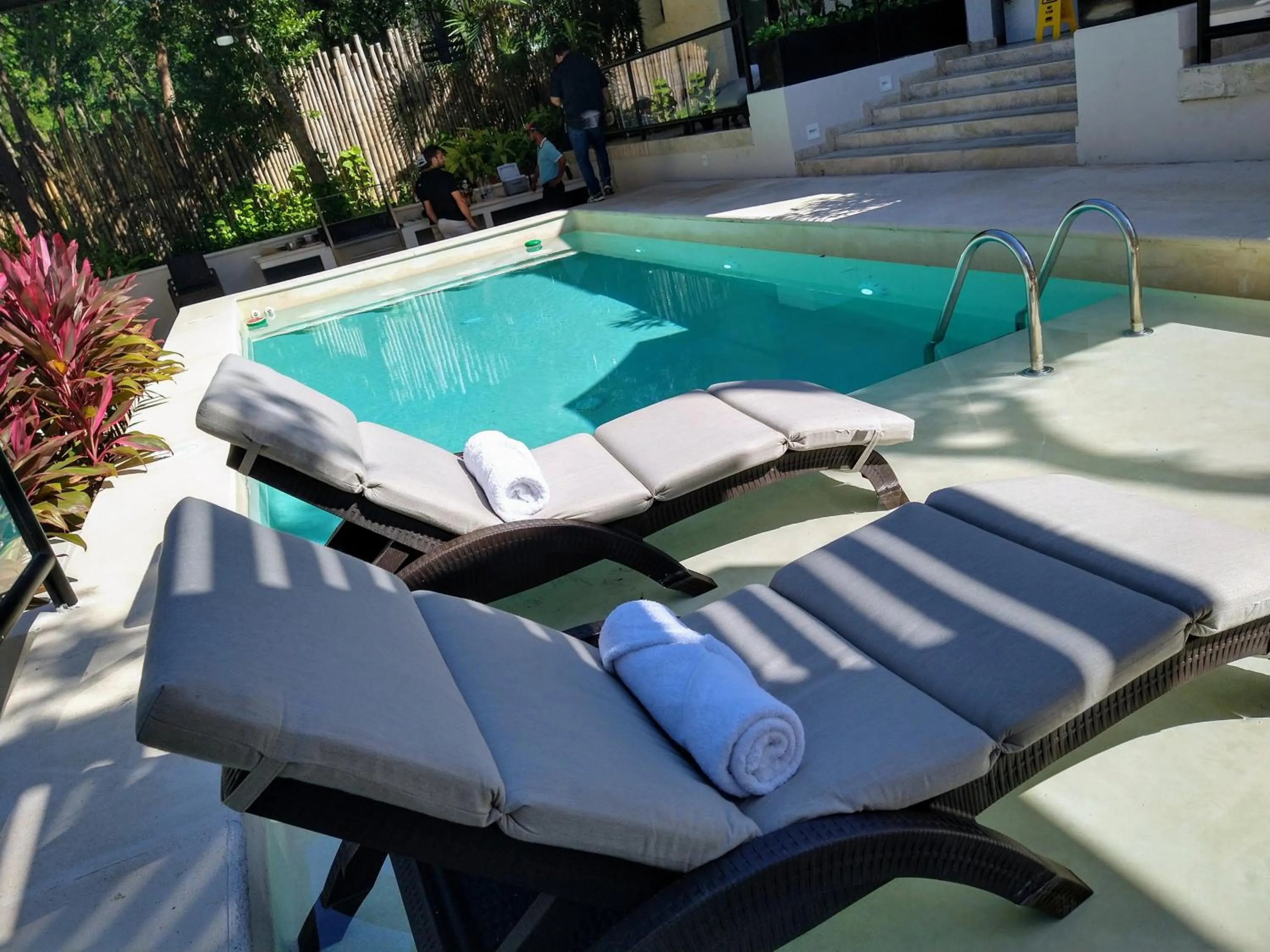 Swimming pool in Xaha Villas Suites & Golf Resort