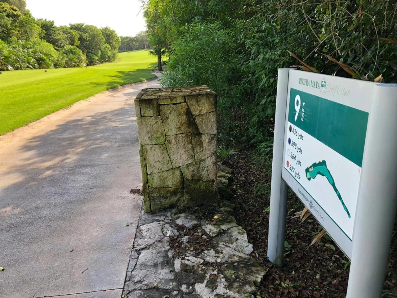 Golfcourse in Xaha Villas Suites & Golf Resort