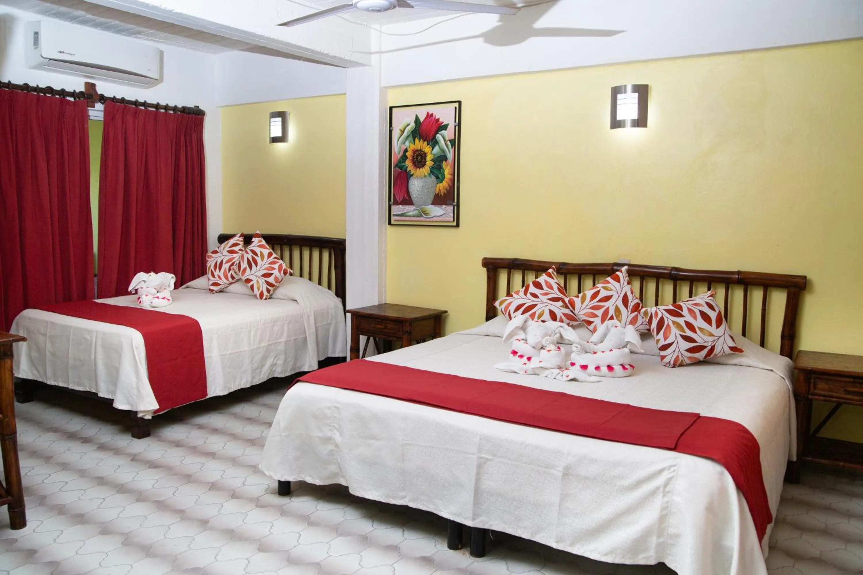 Bedroom, Bed in Hotel Zihua Caracol