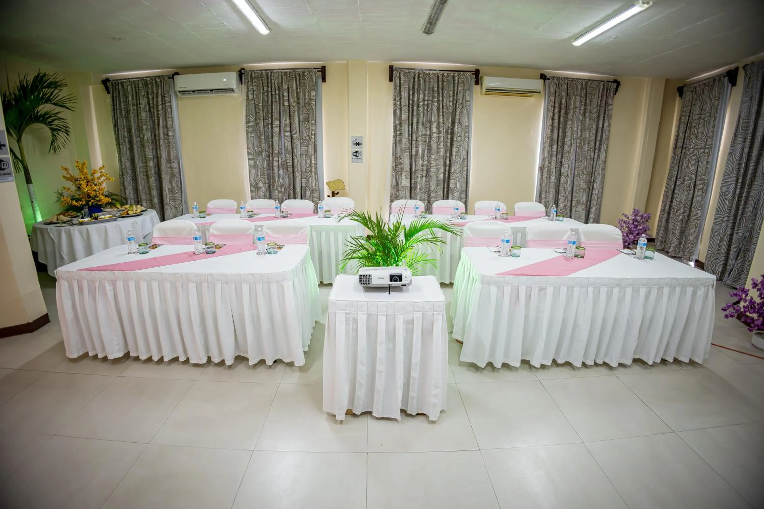 Meeting/conference room in Hotel Zihua Caracol