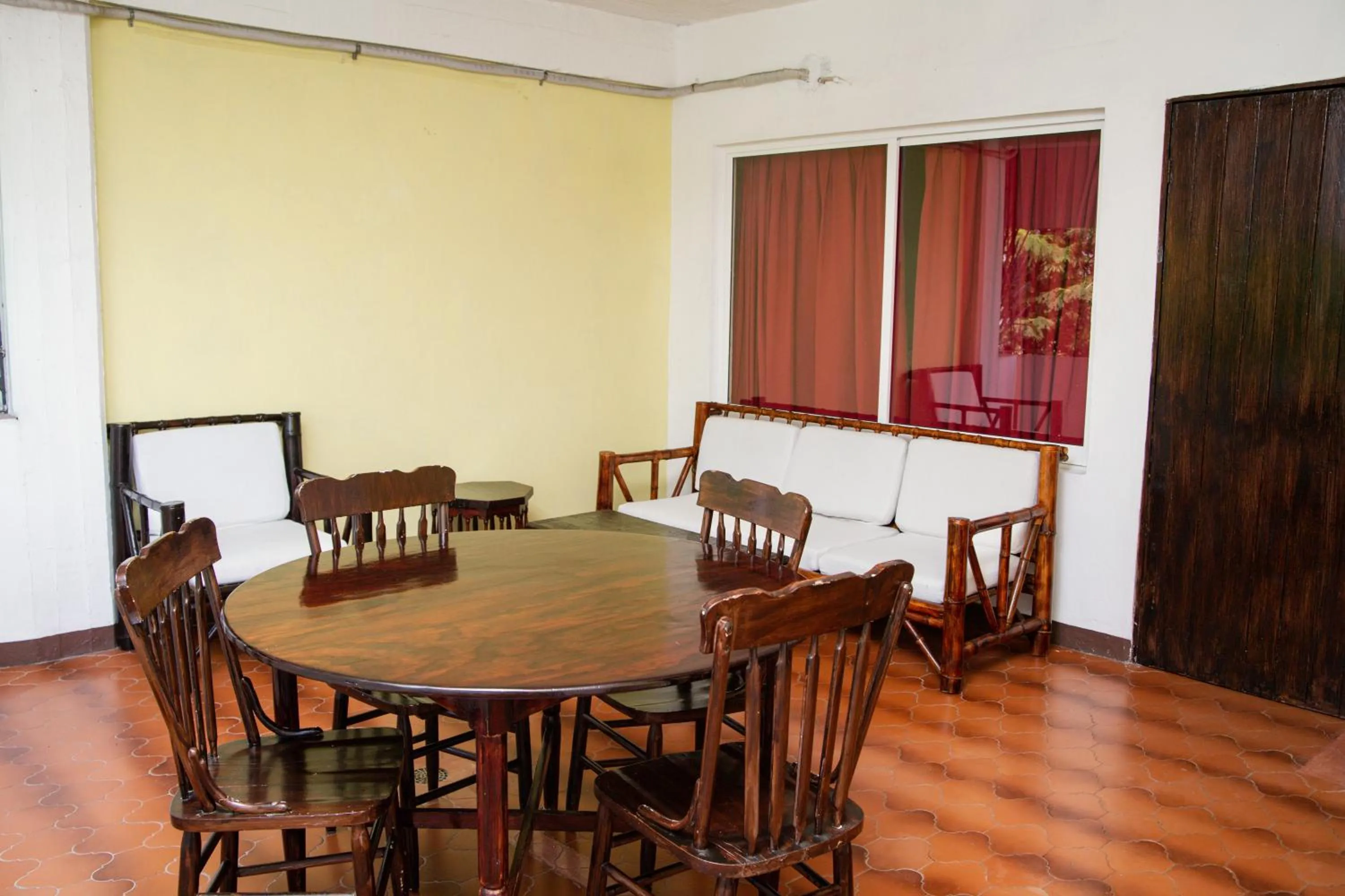 Seating area in Hotel Zihua Caracol
