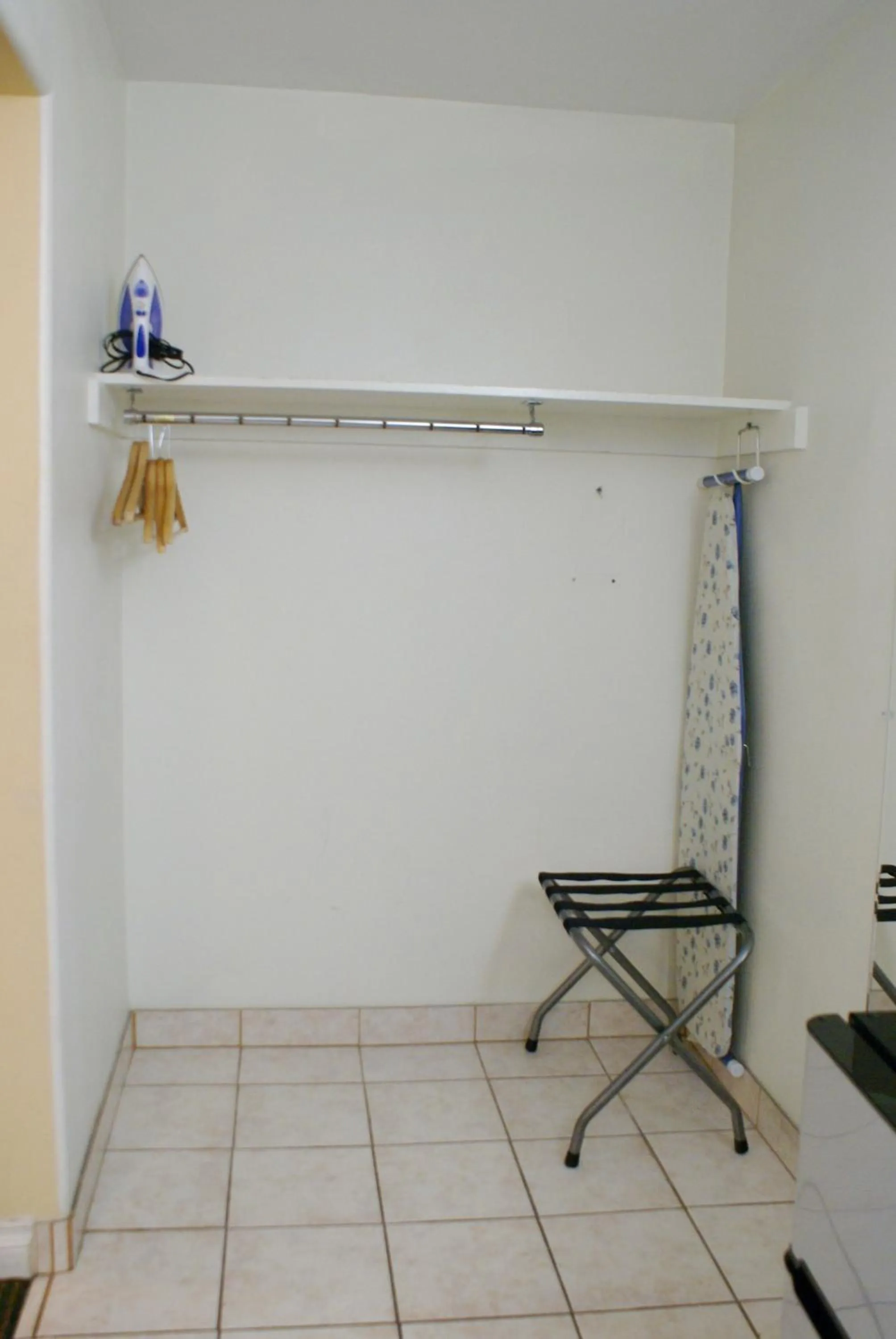 Decorative detail in Colony Inn