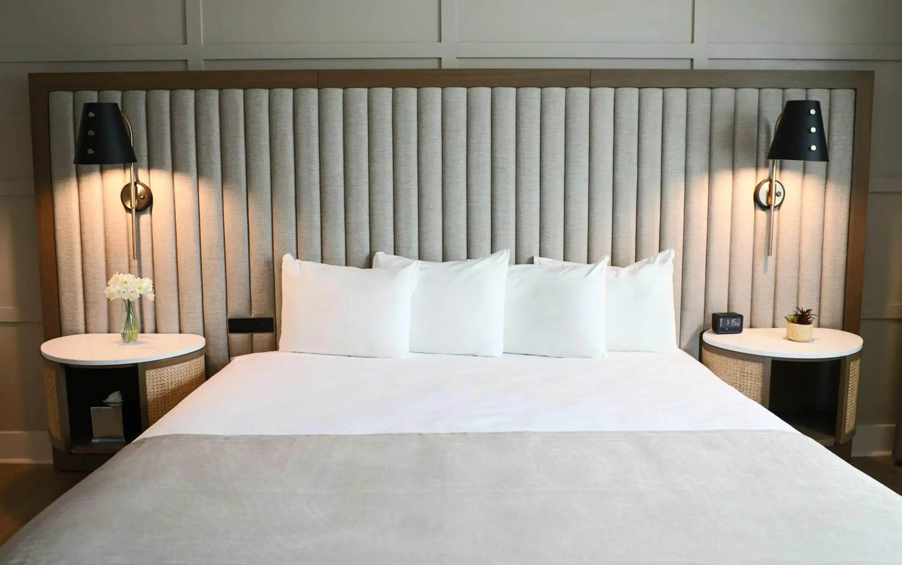 Junior Suite 1 King Bed in Riverside Hotel Junior Suite 1 King Bed in Riverside Hotel