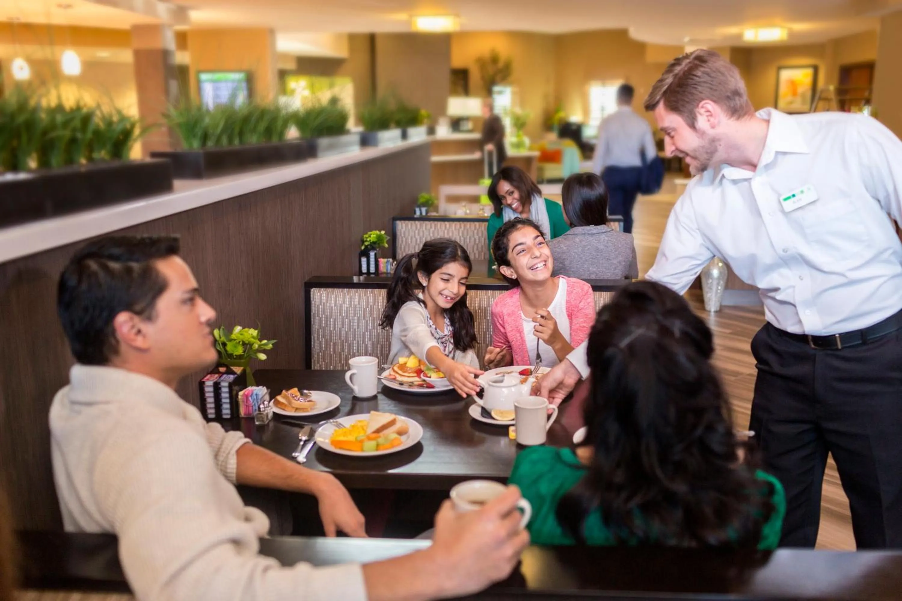Restaurant/places to eat in Holiday Inn Indianapolis - Airport Area N by IHG