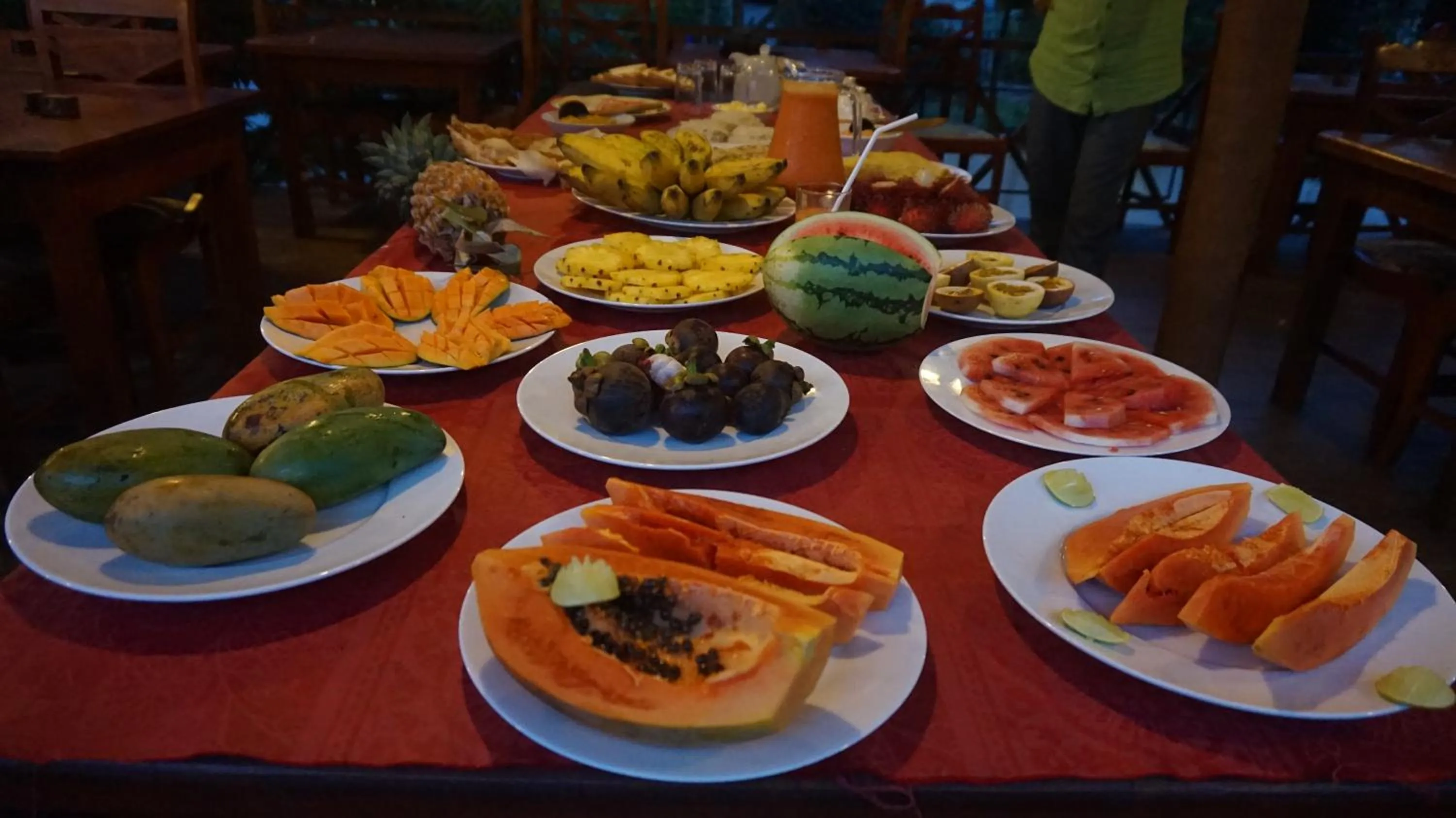 Food in Hotel Mango Garden