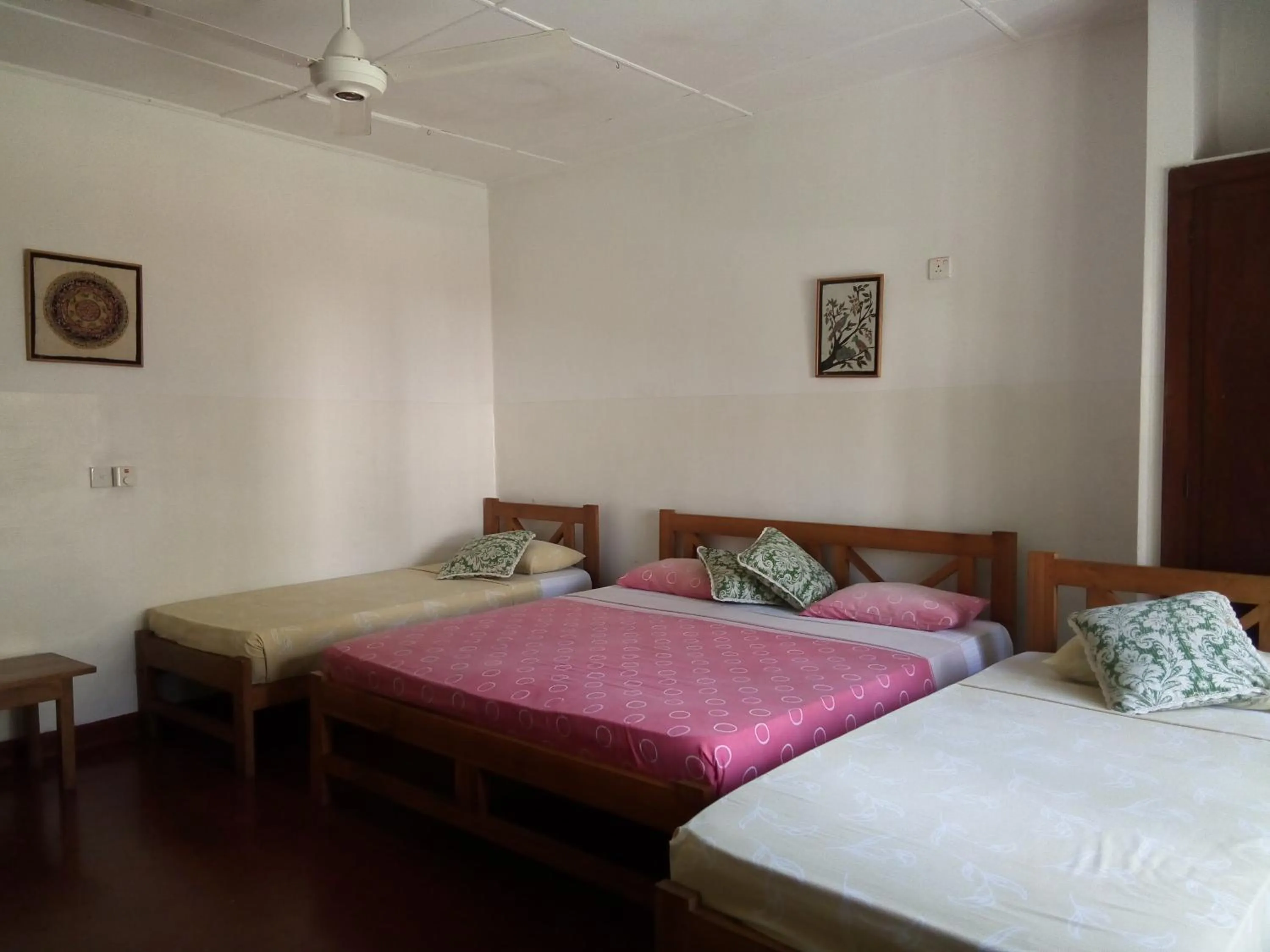 Bedroom, Bed in Hotel Mango Garden