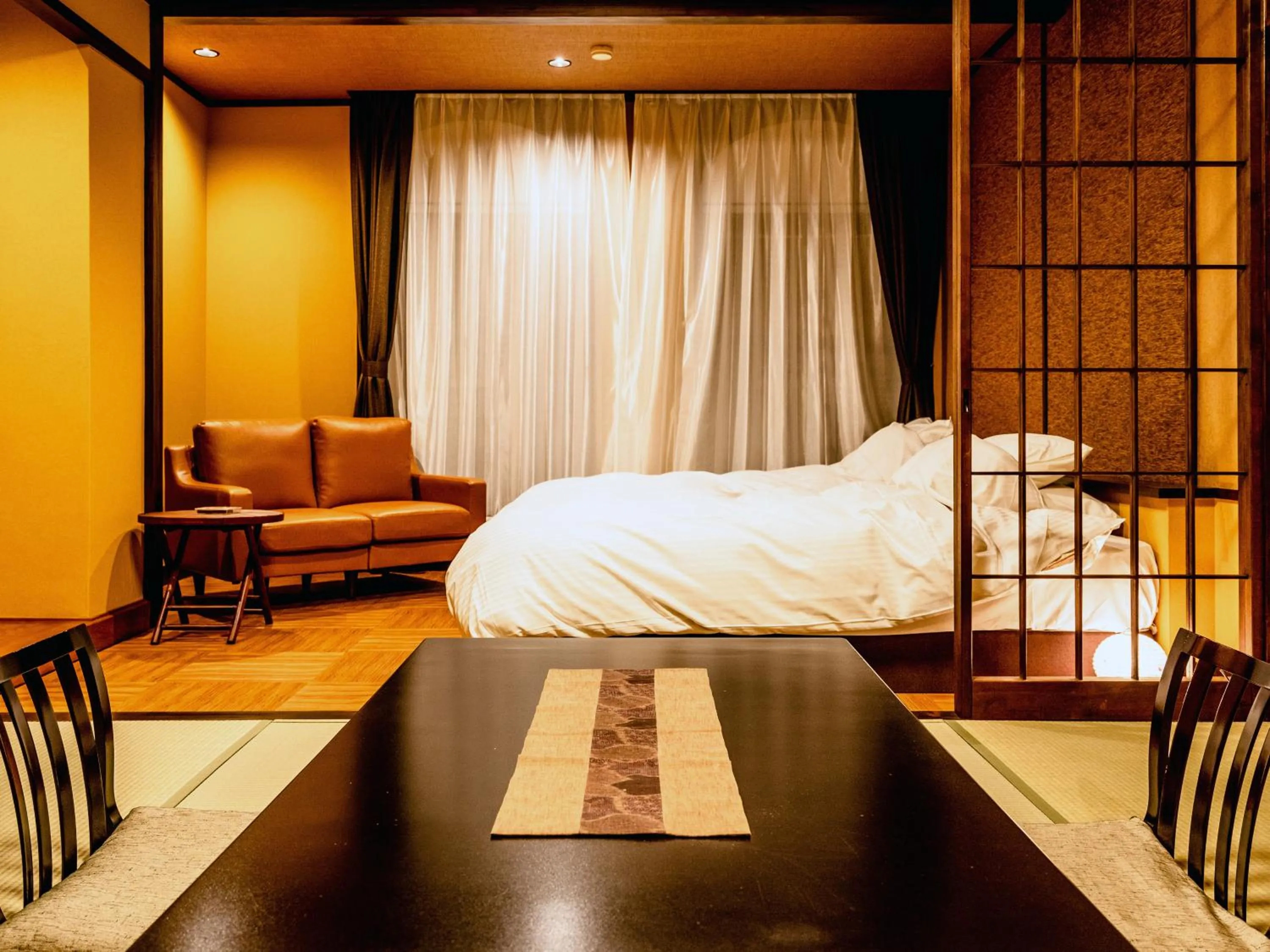 Photo of the whole room in Toeikan