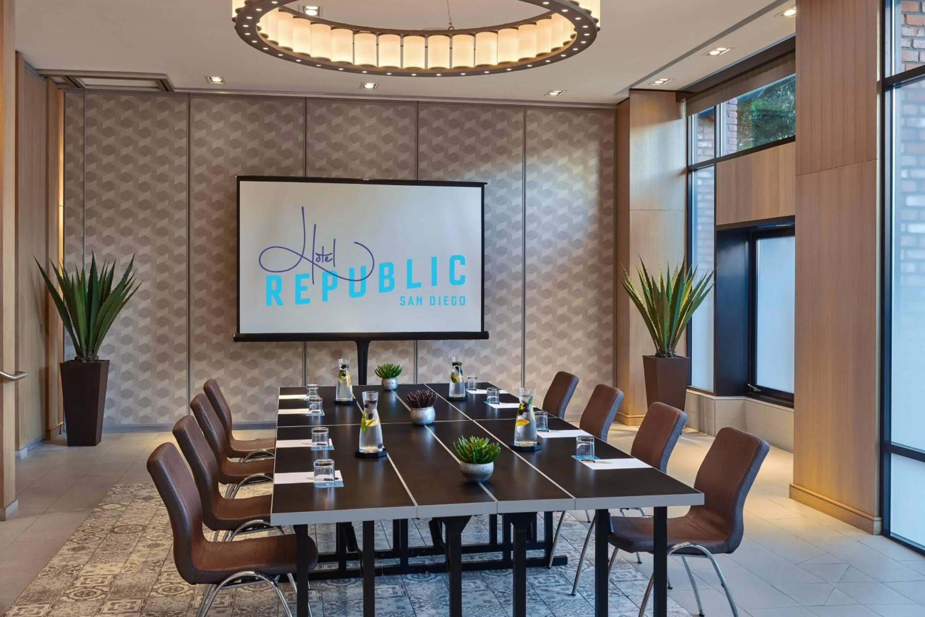Meeting/conference room in Hotel Republic San Diego, Autograph Collection