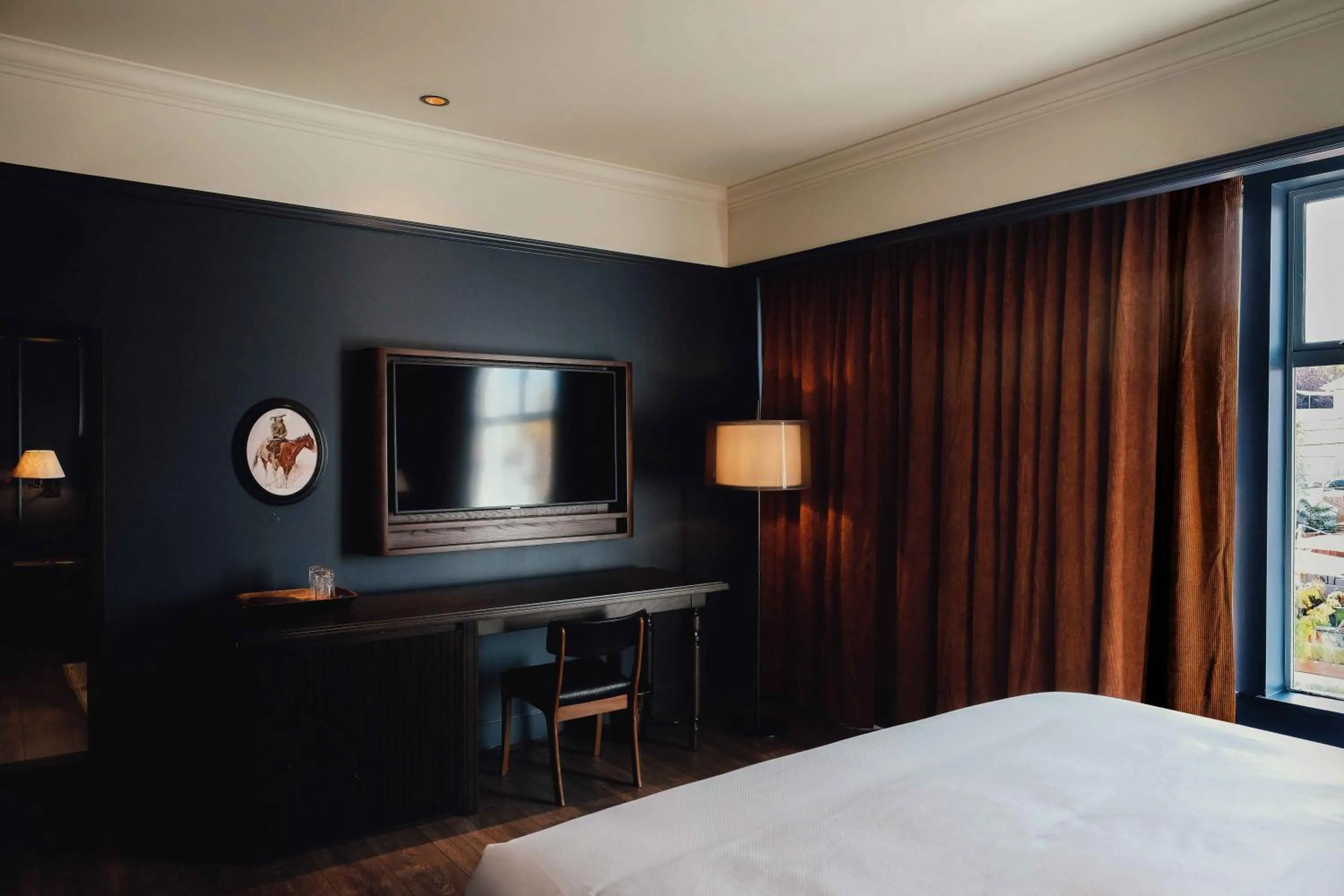 TV and multimedia, Bed in Gravity Haus Denver