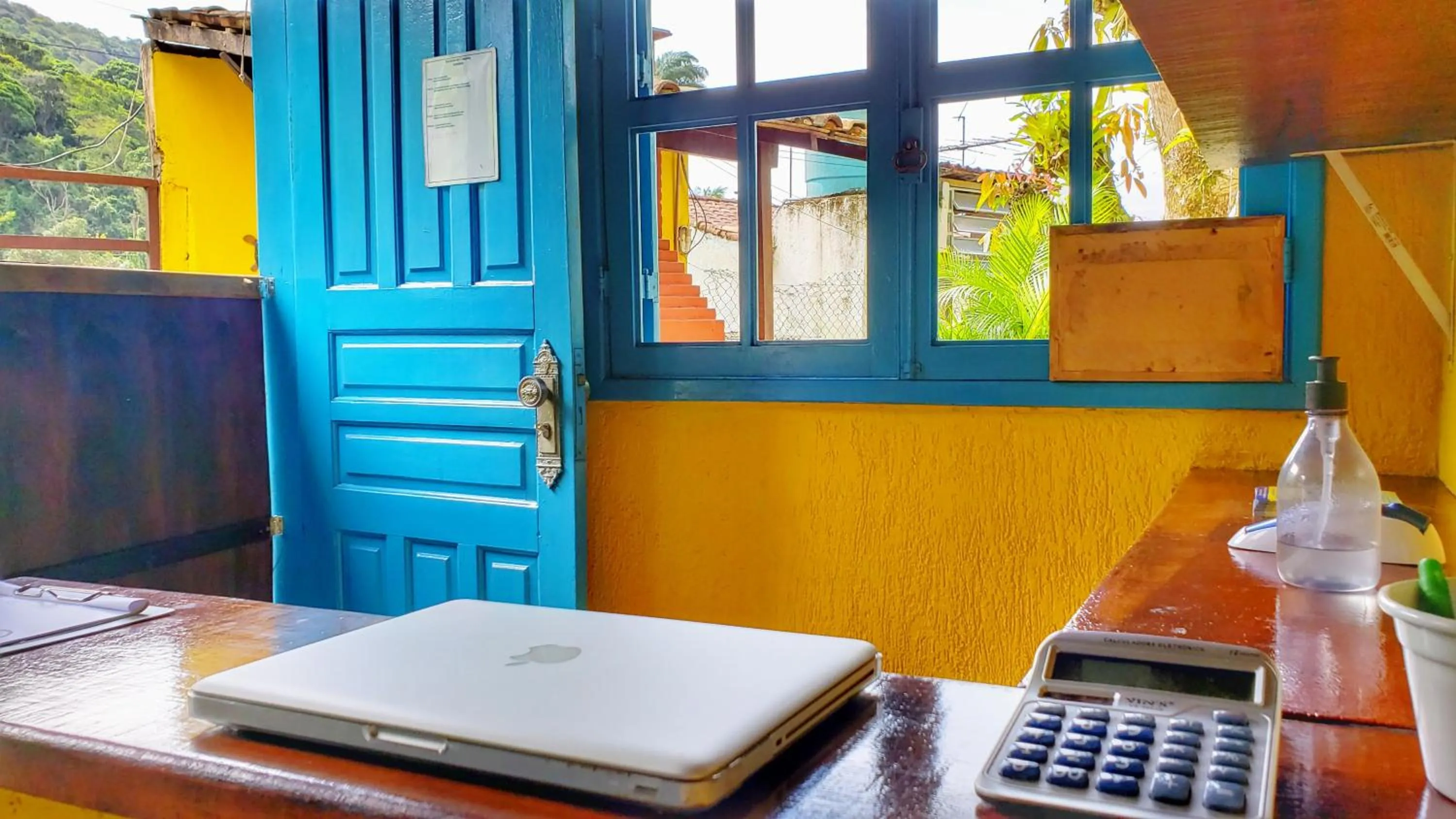 Lobby or reception in Raio de Sol pousada & camping