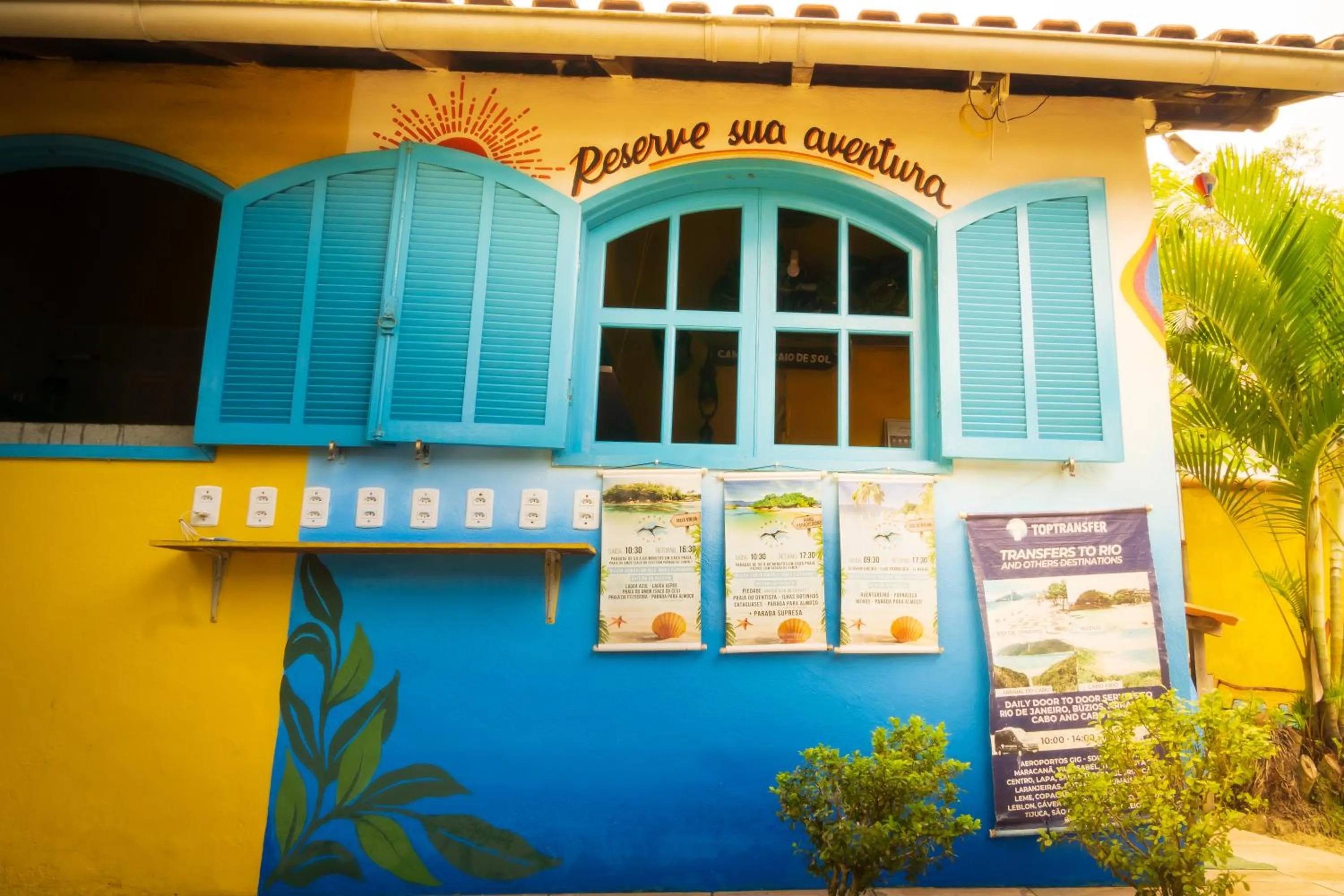 Lobby or reception in Raio de Sol pousada & camping